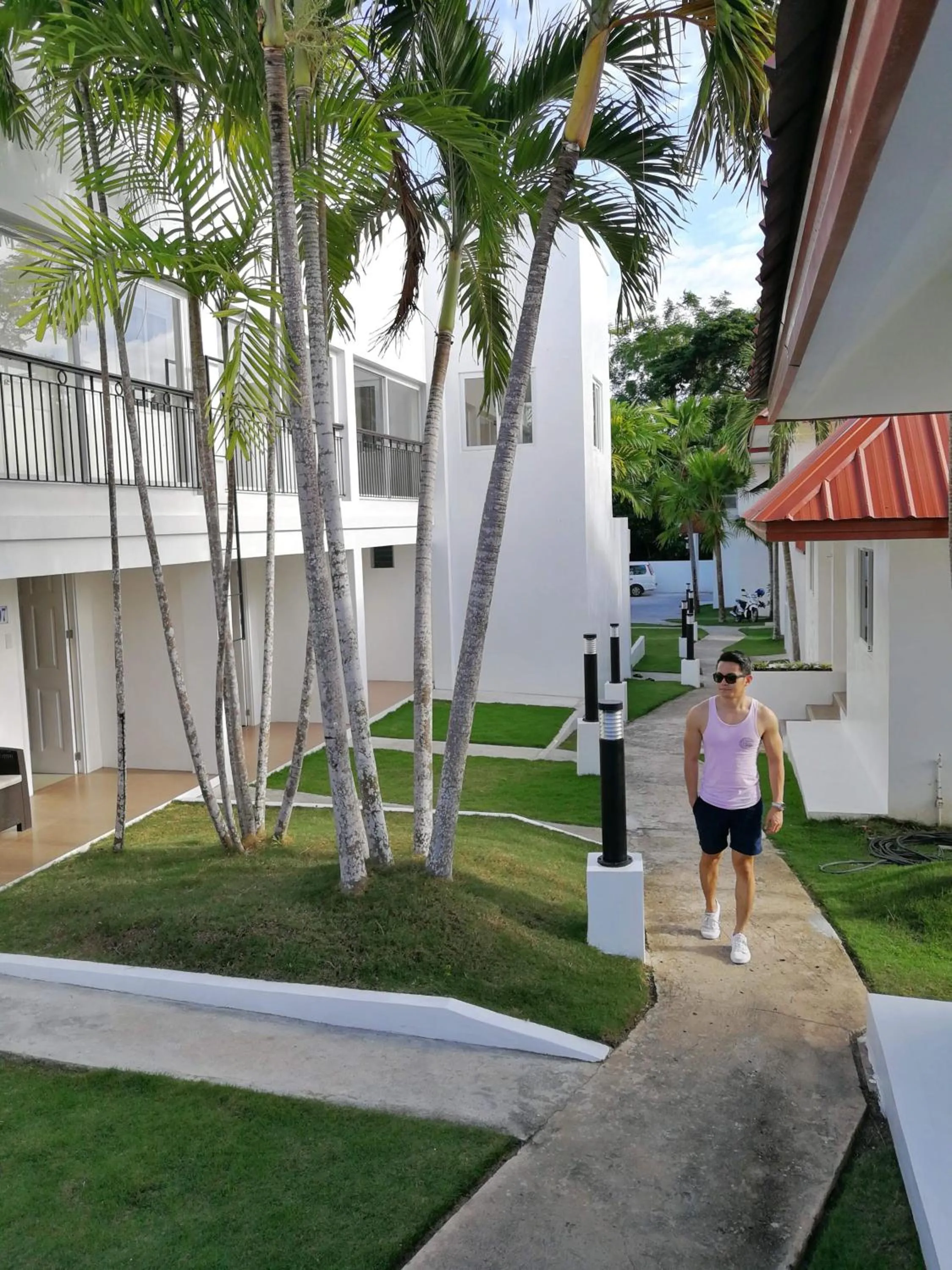 Heartland Hotel Serviced Rooms & Apartments.