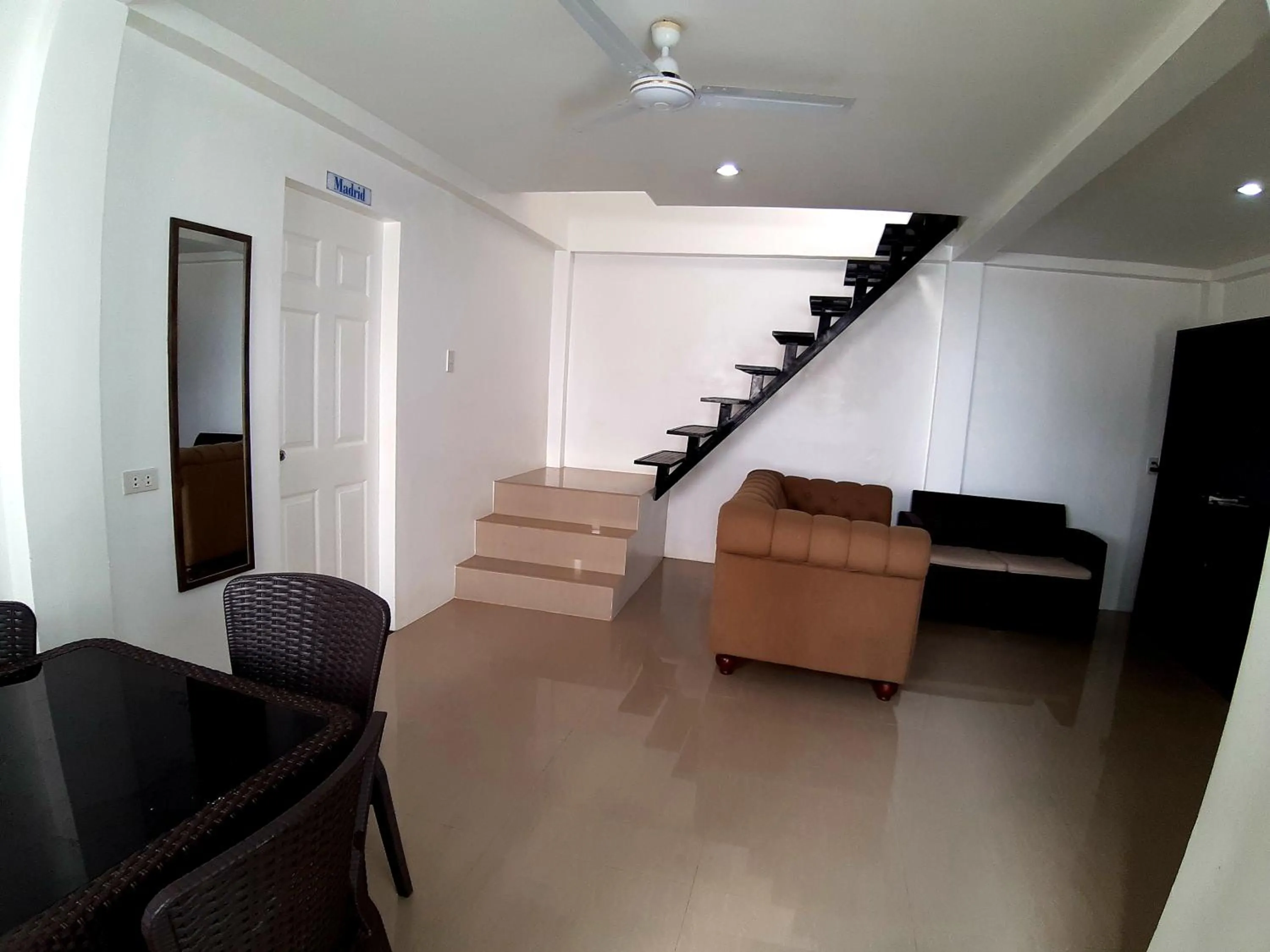 Heartland Hotel Serviced Rooms & Apartments.