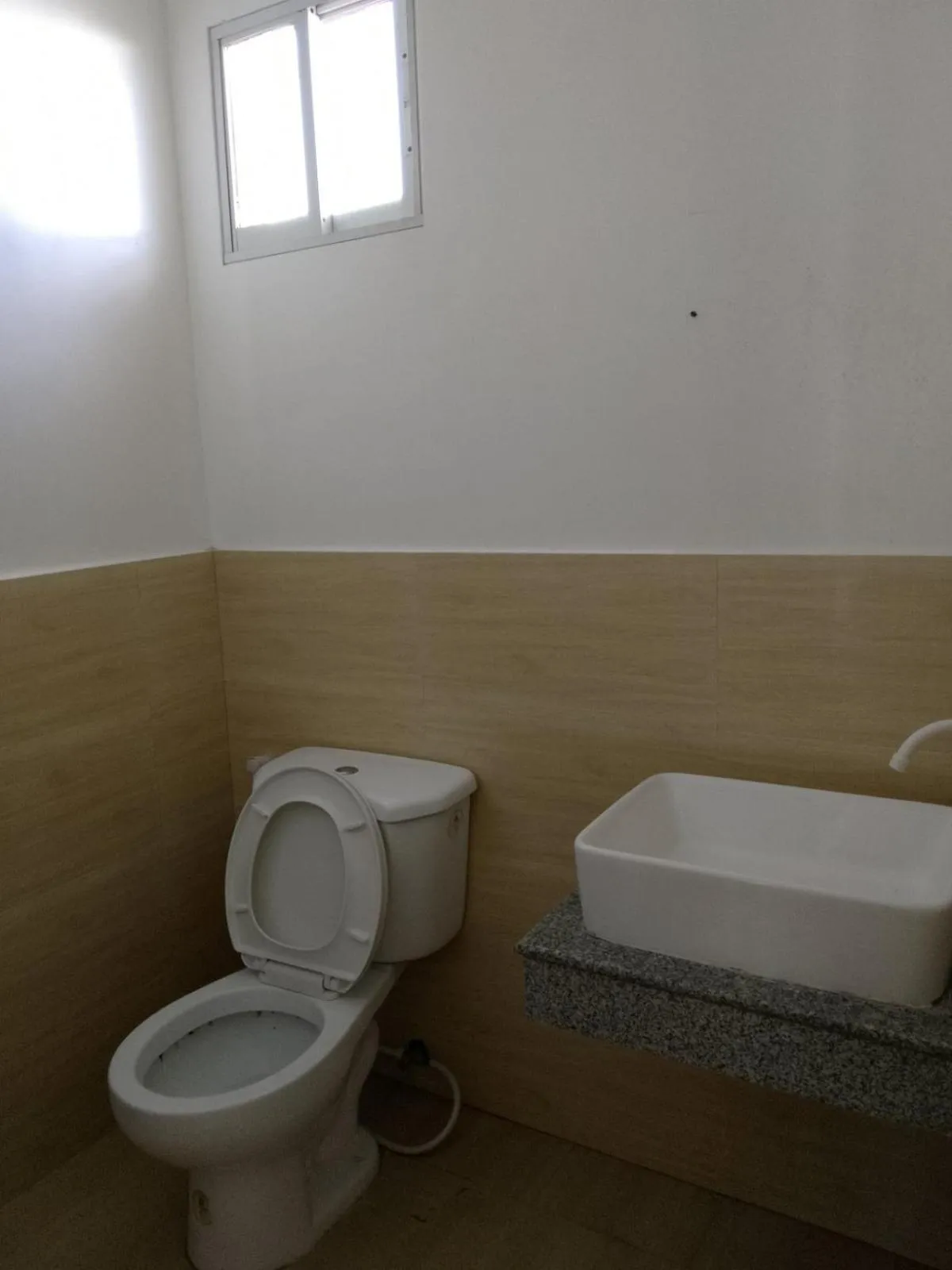 Heartland Hotel Serviced Rooms & Apartments.