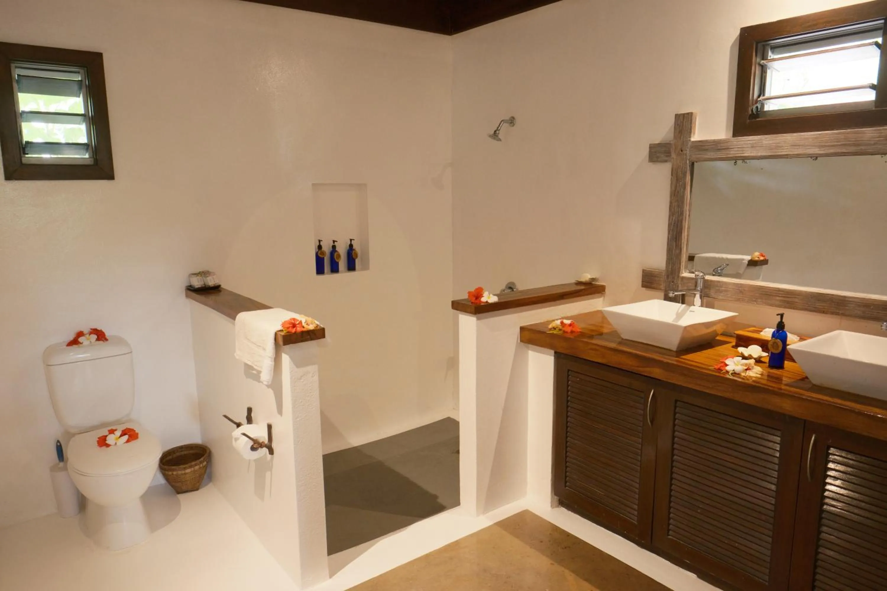 Bathroom in Navutu Stars Resort