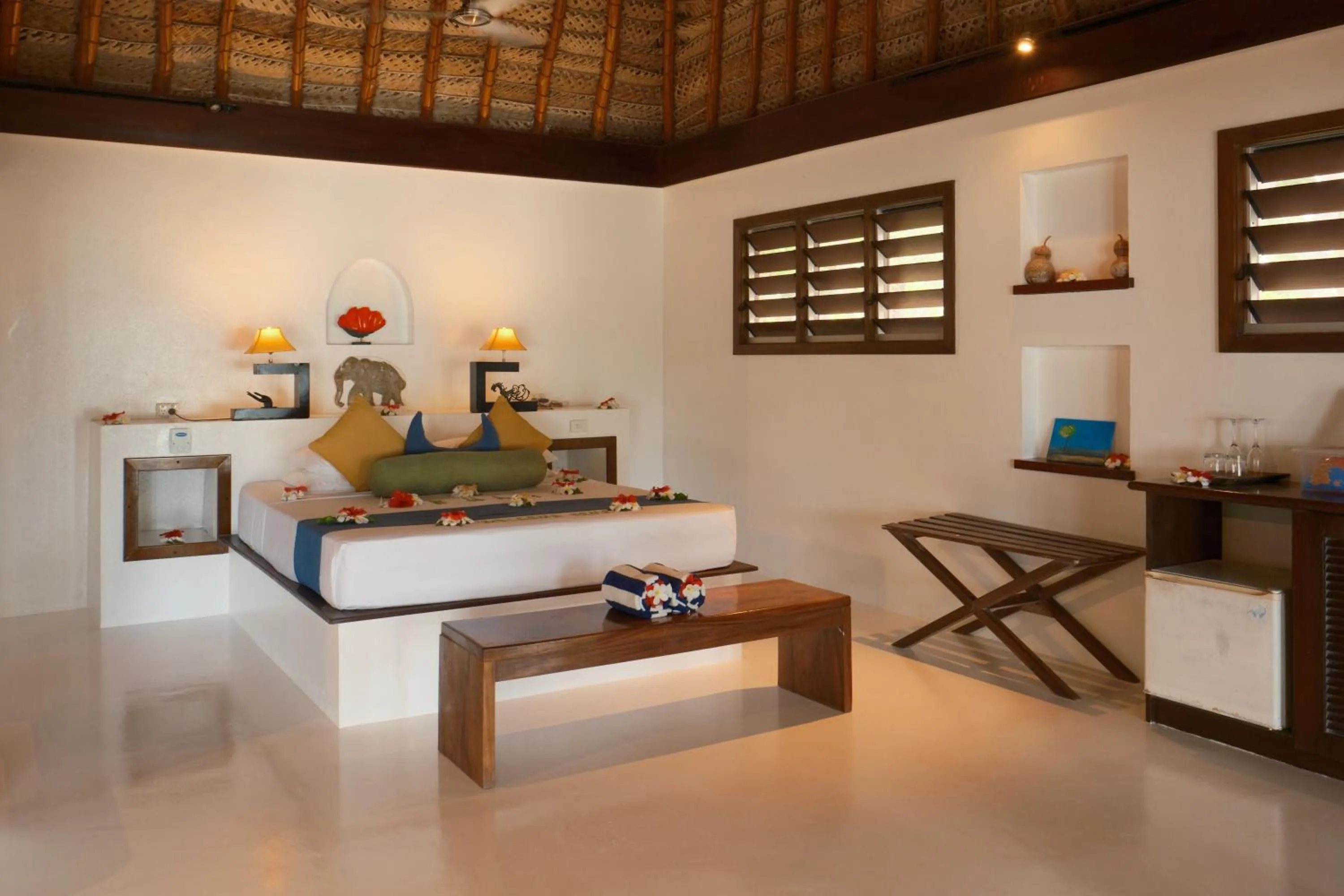 Bed in Navutu Stars Resort