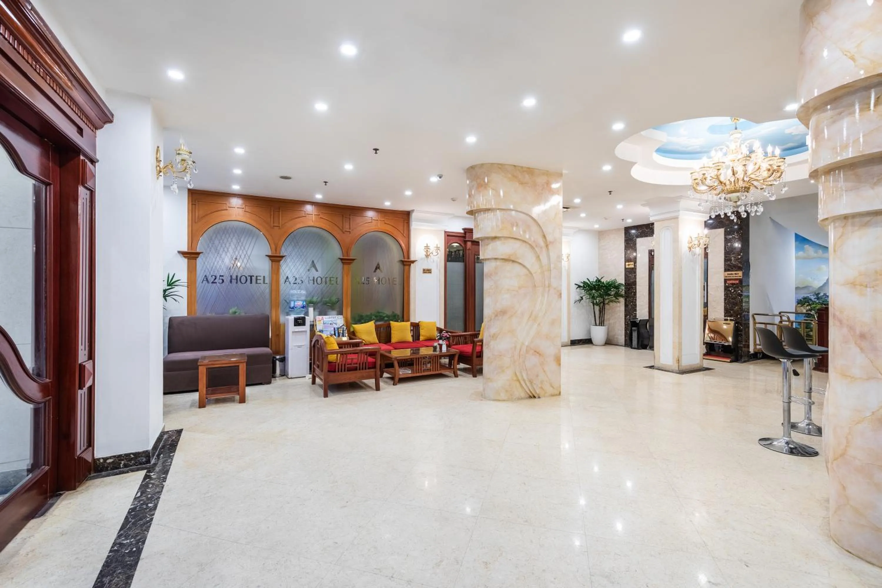 Seating area in A25 Hotel - 23 Quán Thánh