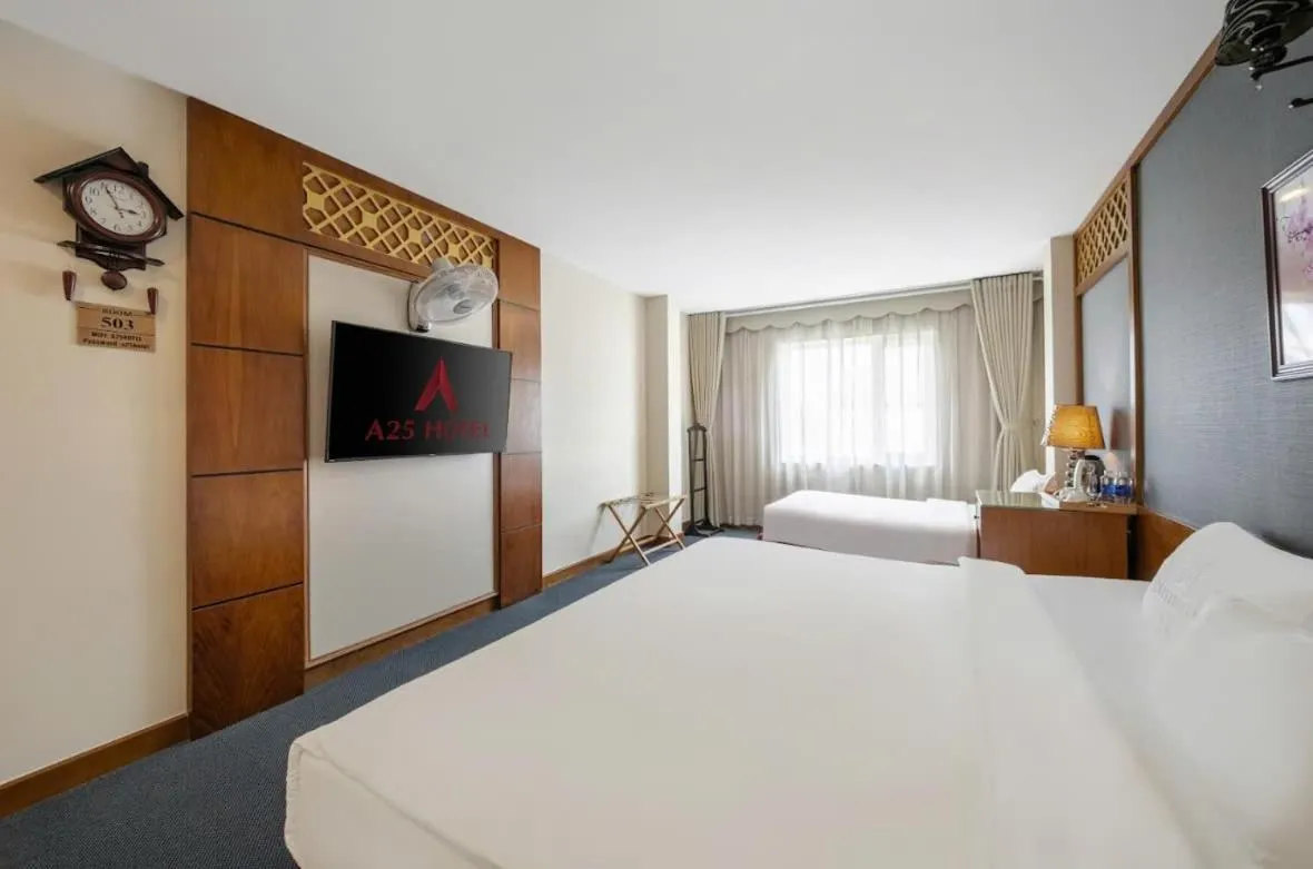 Bed in A25 Hotel - 23 Quán Thánh