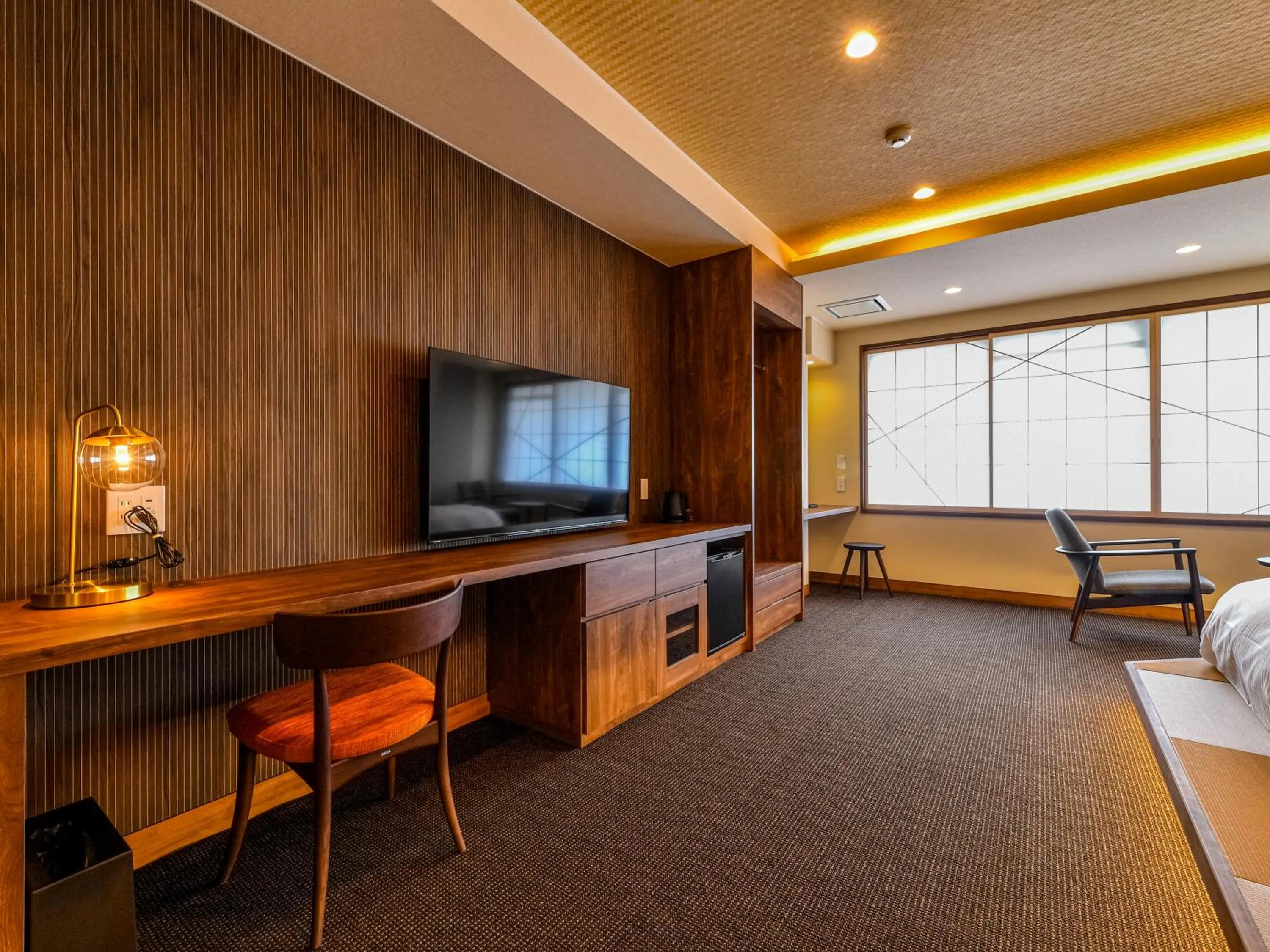 TV and multimedia in Hokuriku Fukui Awara Onsen Mimatsu