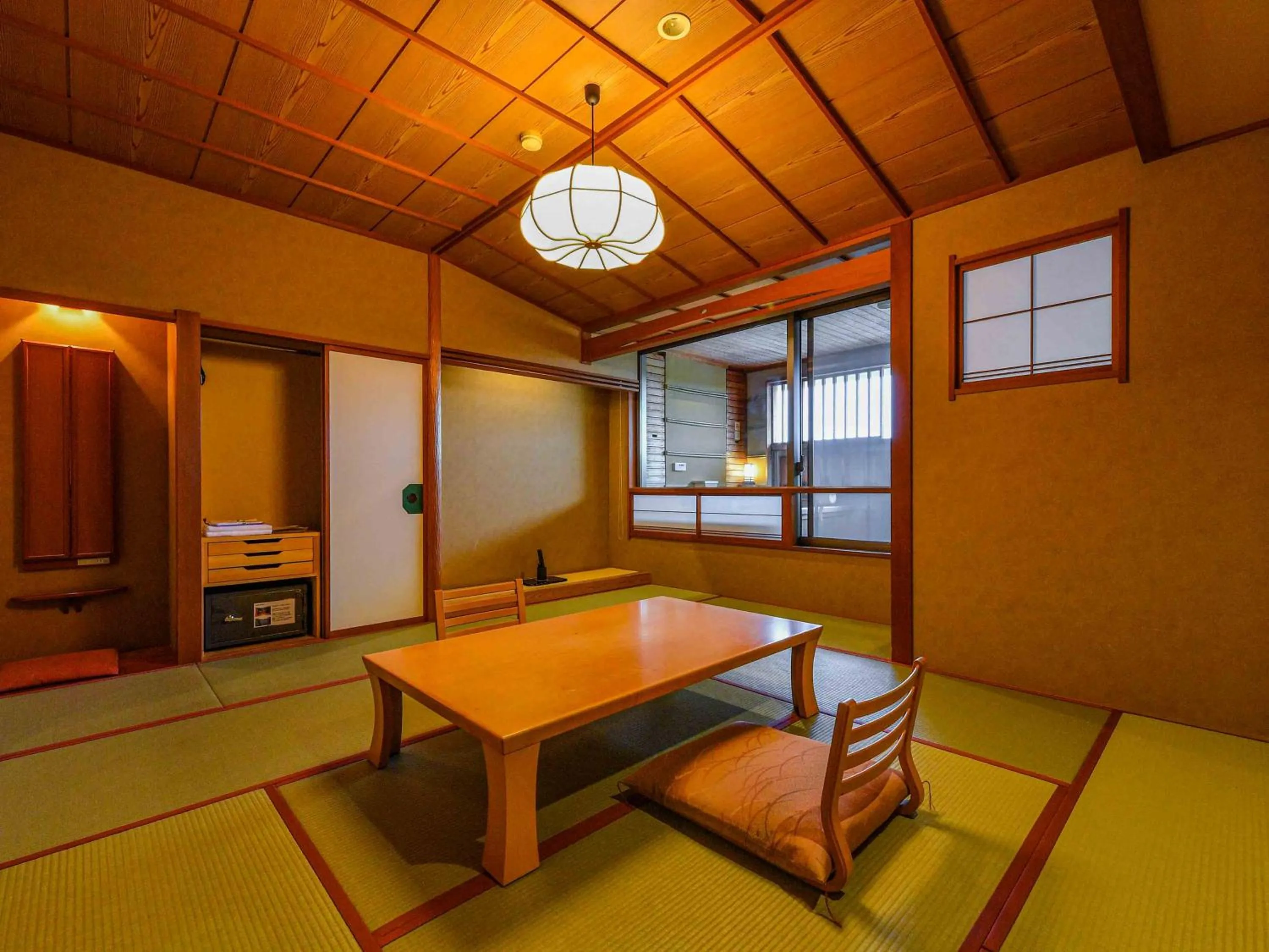 Living room in Hokuriku Fukui Awara Onsen Mimatsu