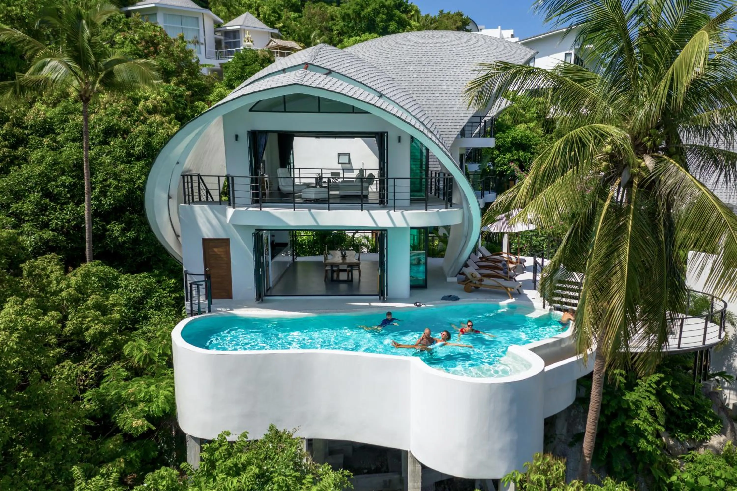 Hot Tub in Villa The Spot Koh Samui