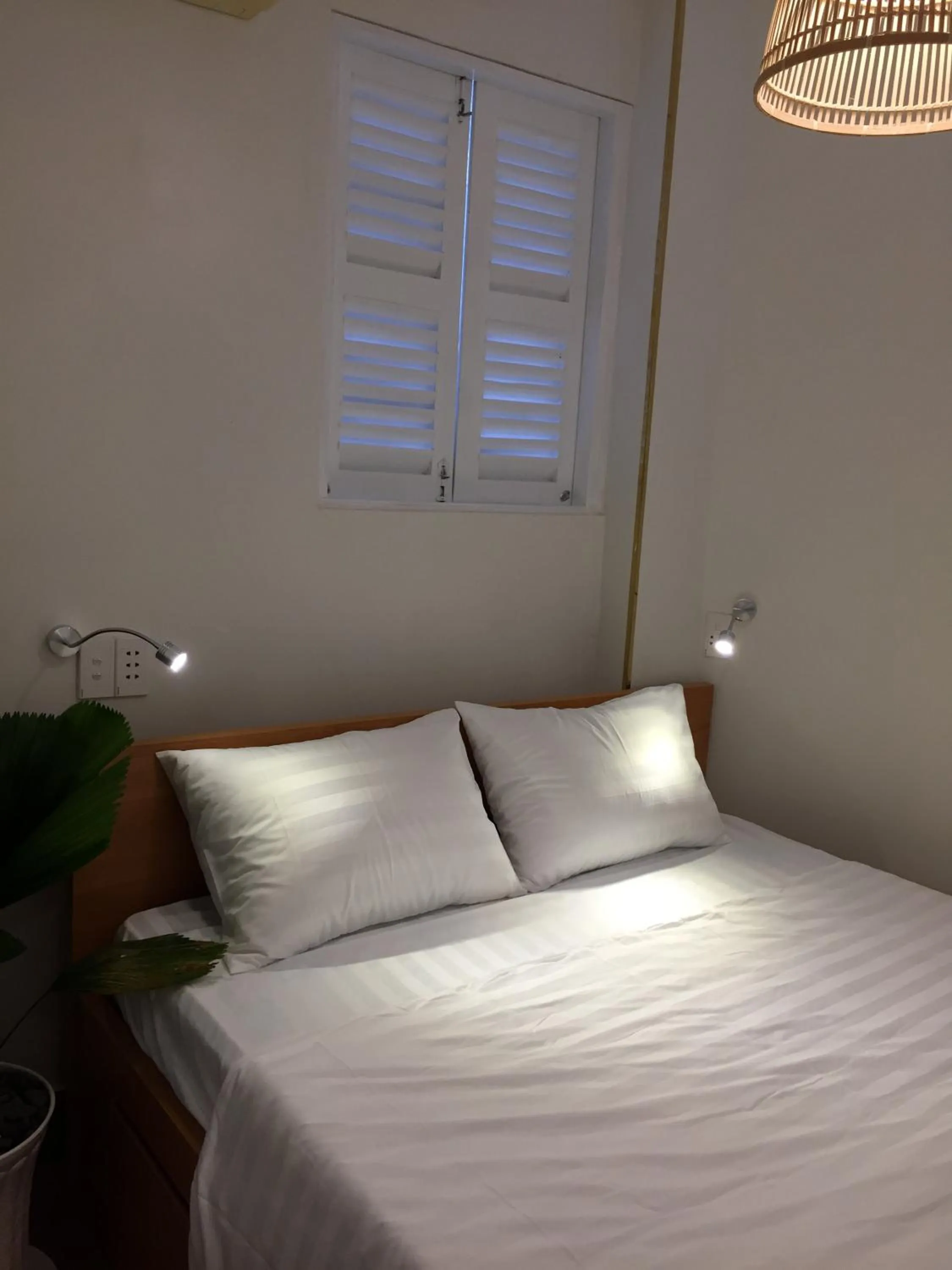 Bed in An Nam Corner - Dreamer