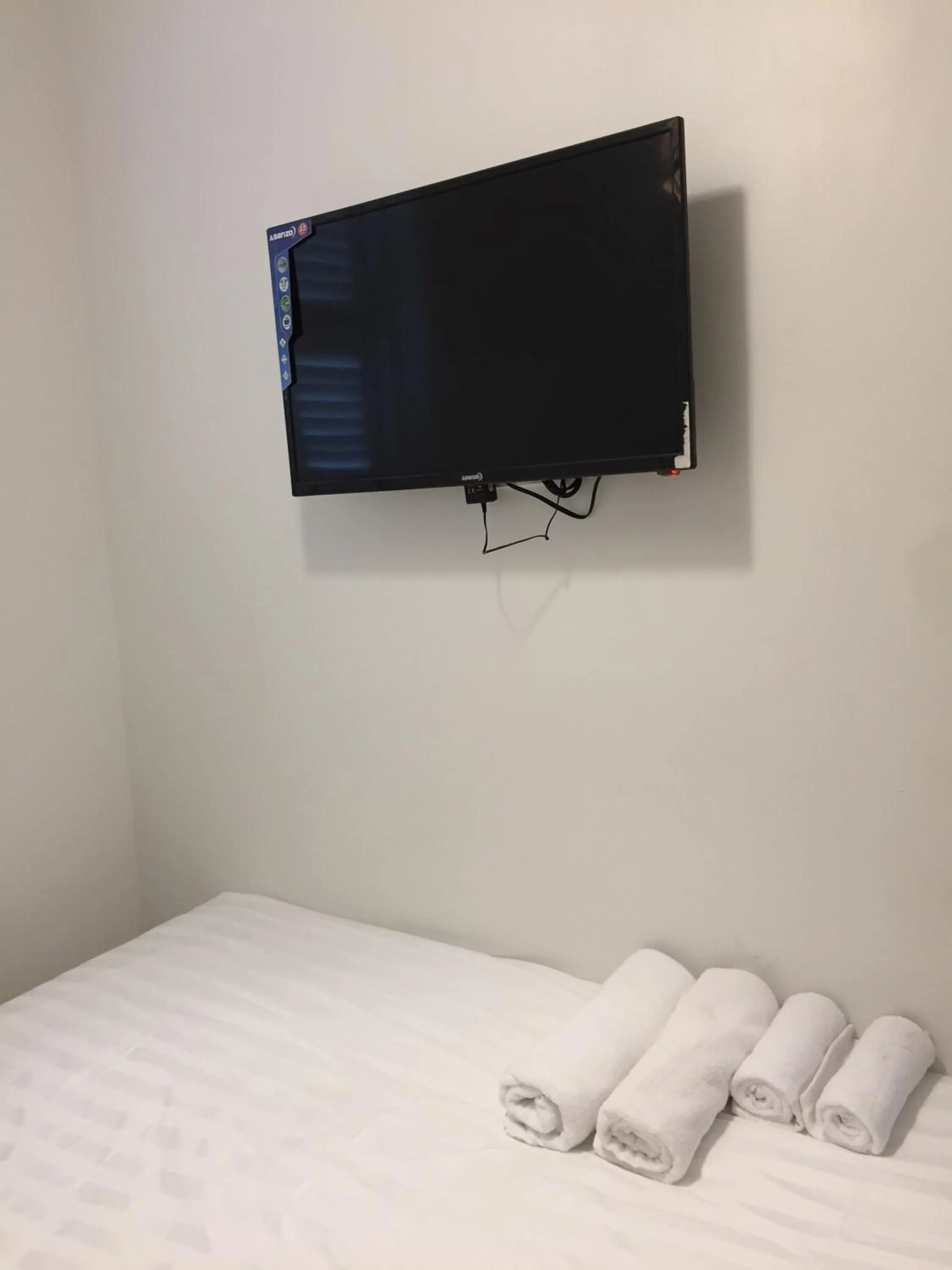 Bed in An Nam Corner - Dreamer