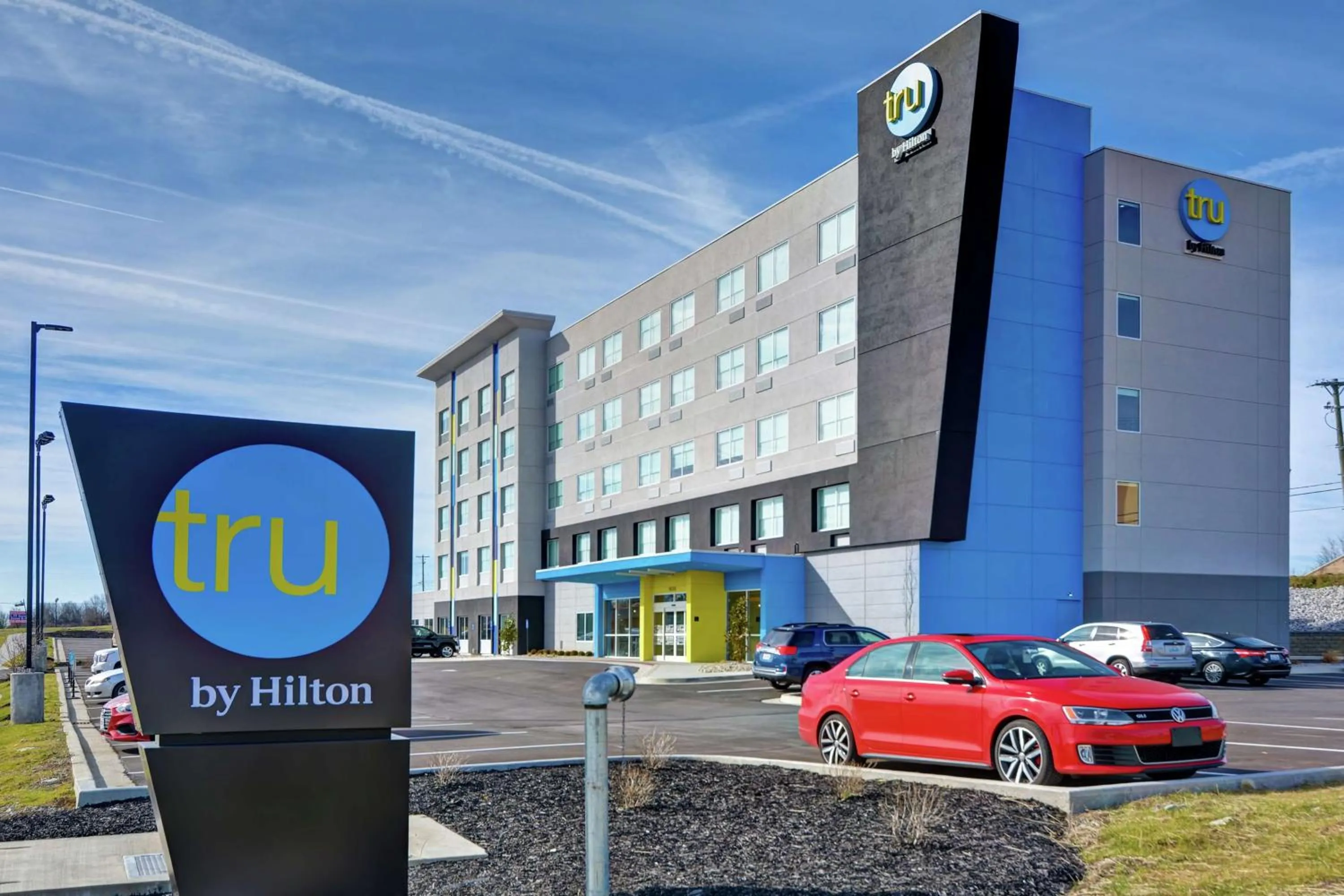 Property building in Tru By Hilton Richmond