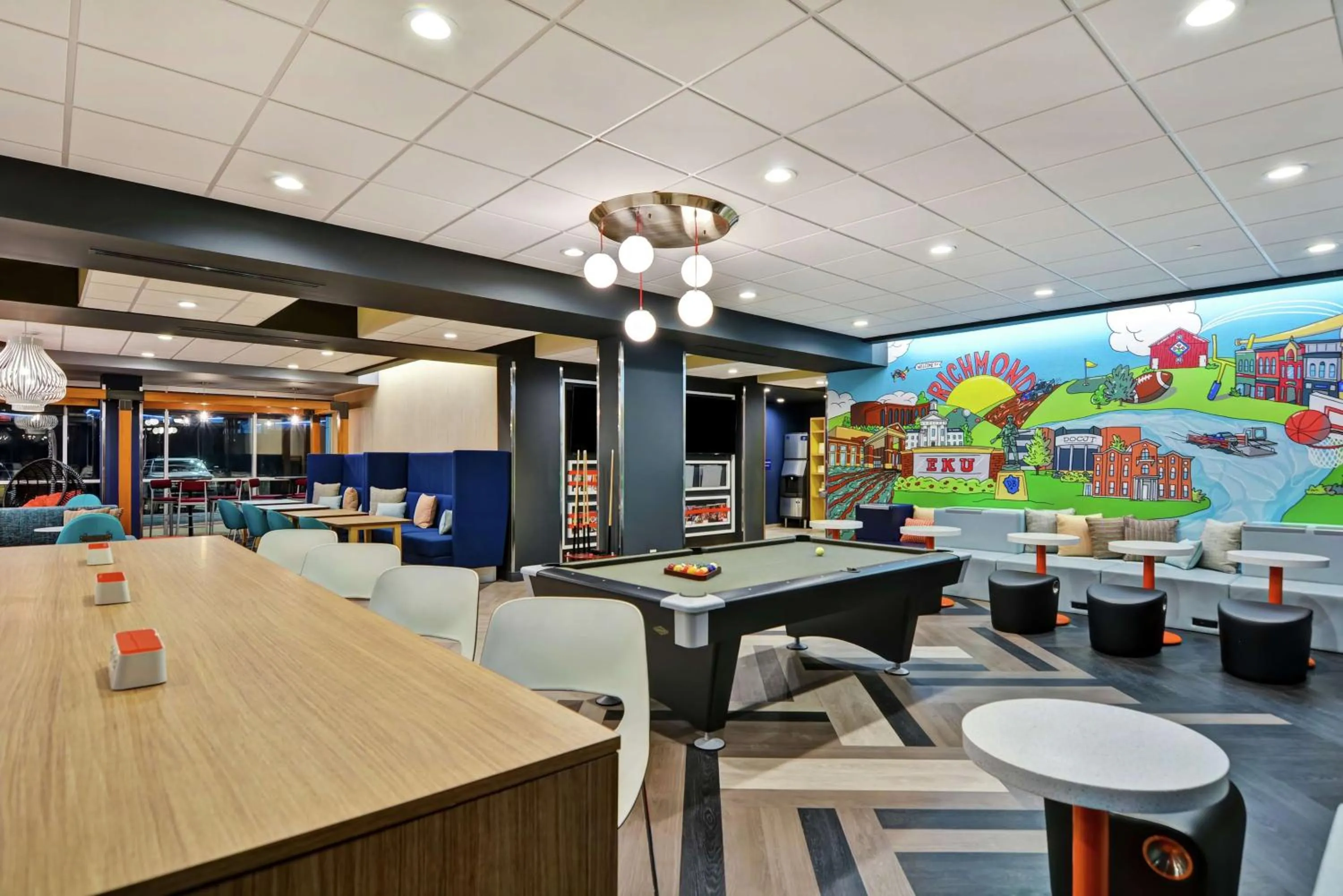 Lobby or reception in Tru By Hilton Richmond