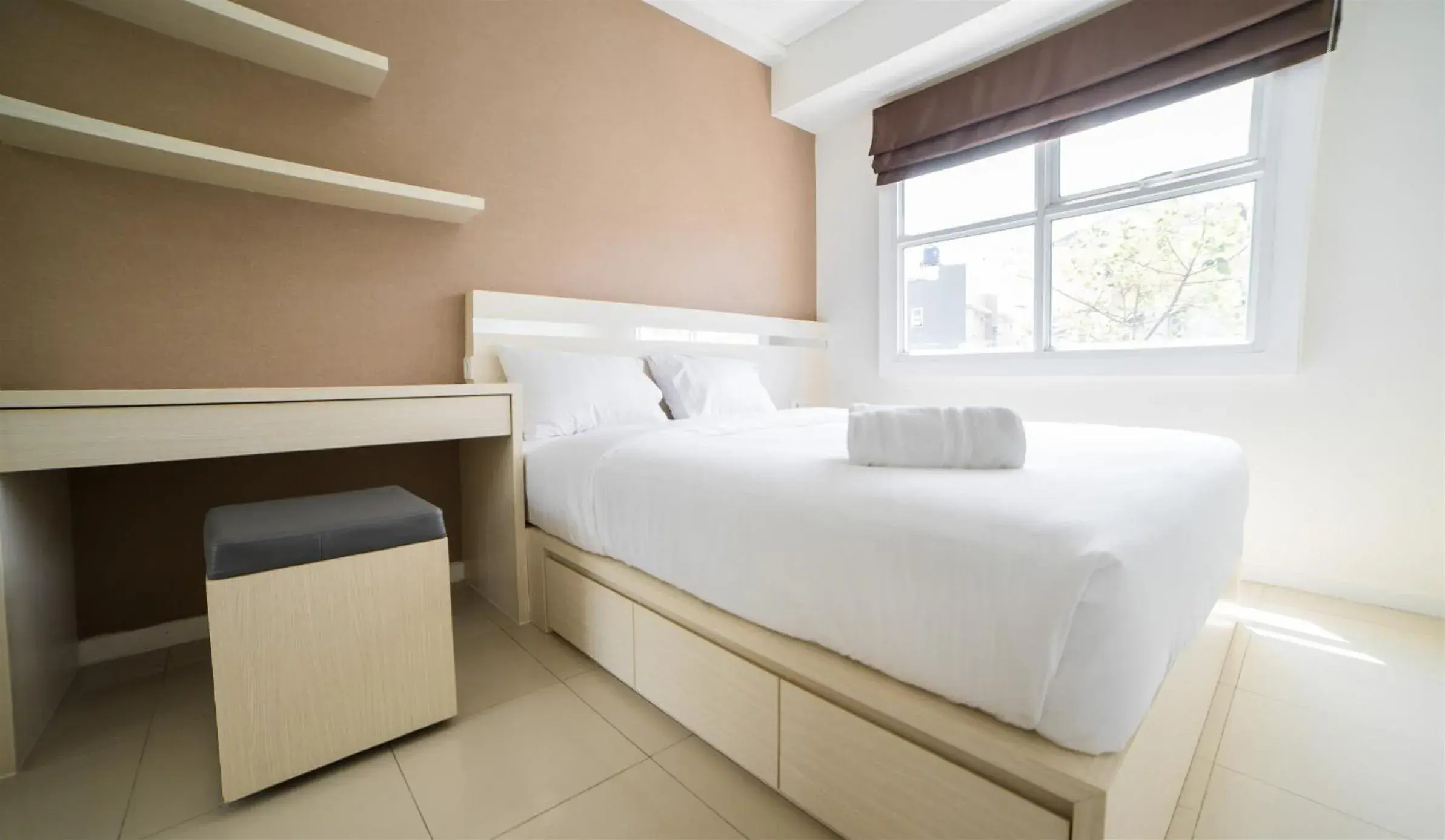 Apartment in Contemporary 1BR Near Cihampelas at Parahyangan Residence Apartment By Travelio Apartment in Contemporary 1BR Near Cihampelas at Parahyangan Residence Apartment By Travelio