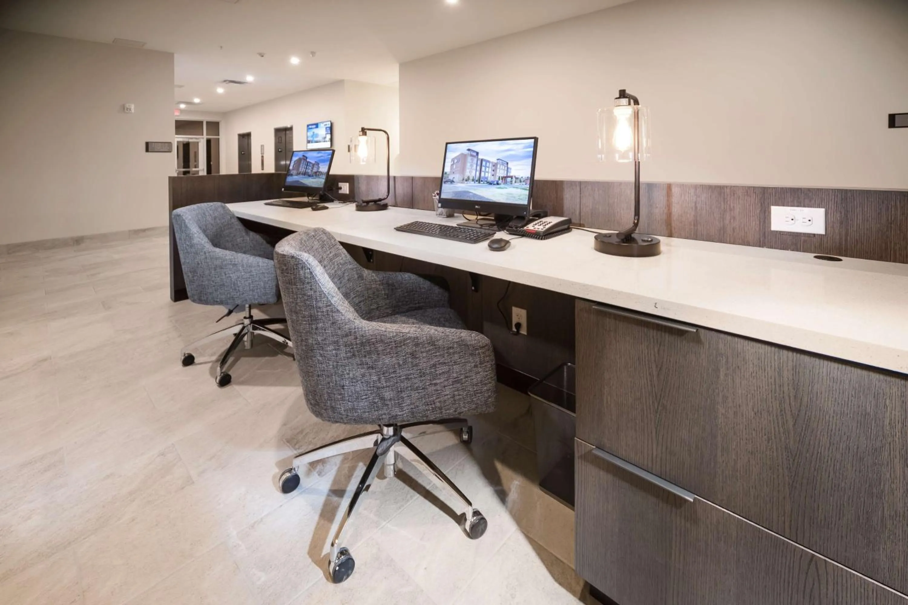Business facilities in Best Western Plus Executive Residency Austin - Round Rock