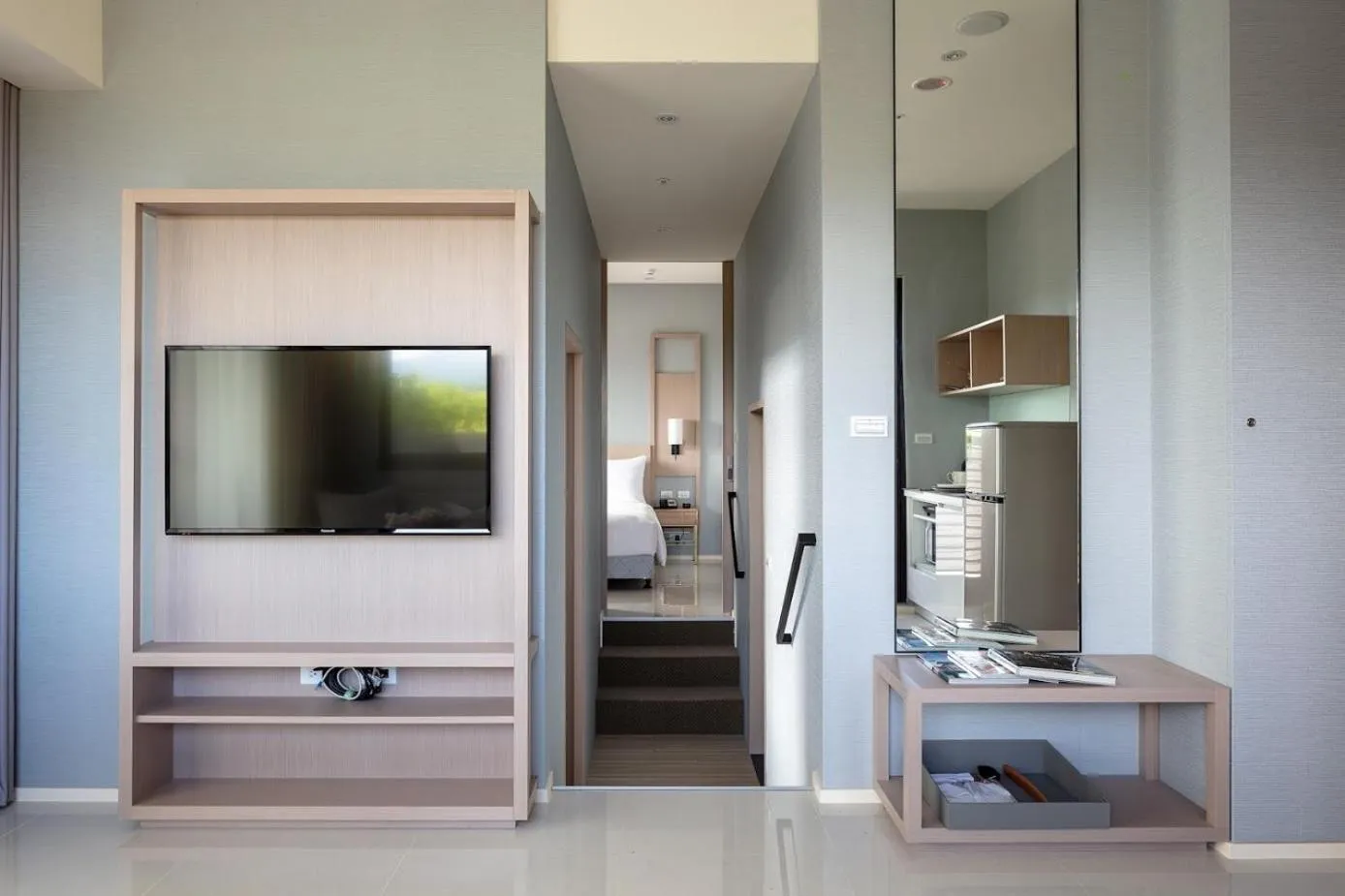 TV and multimedia in Jolley Hotel