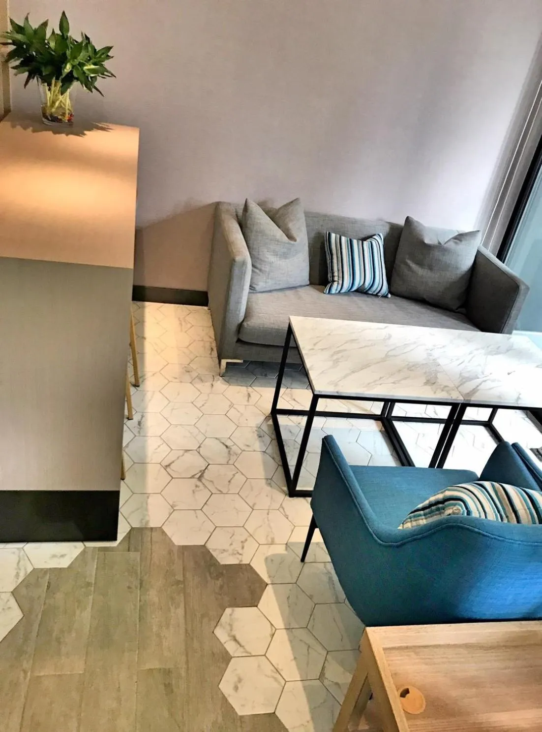 Restaurant/places to eat in Jolley Hotel