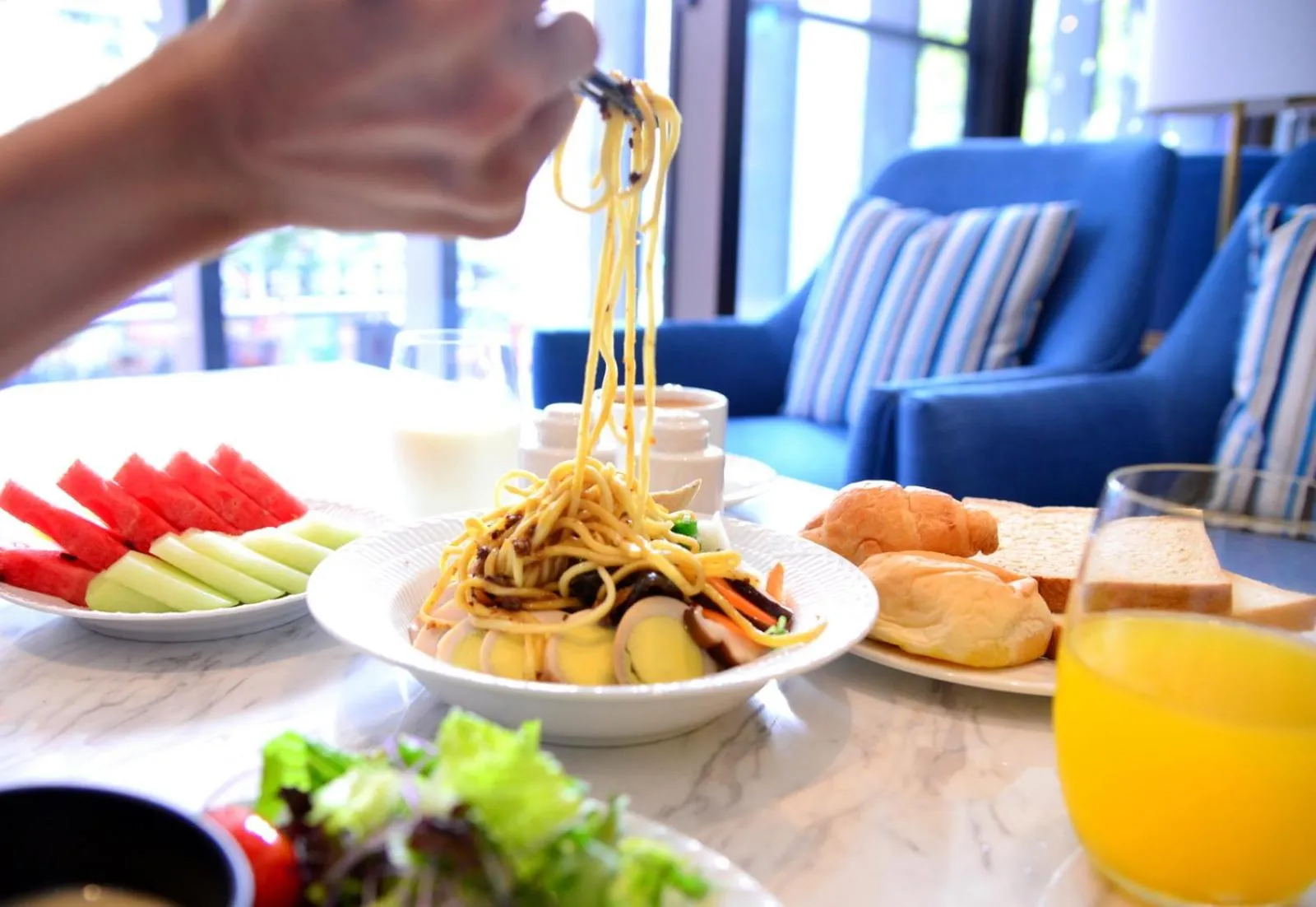 Food and drinks in Jolley Hotel