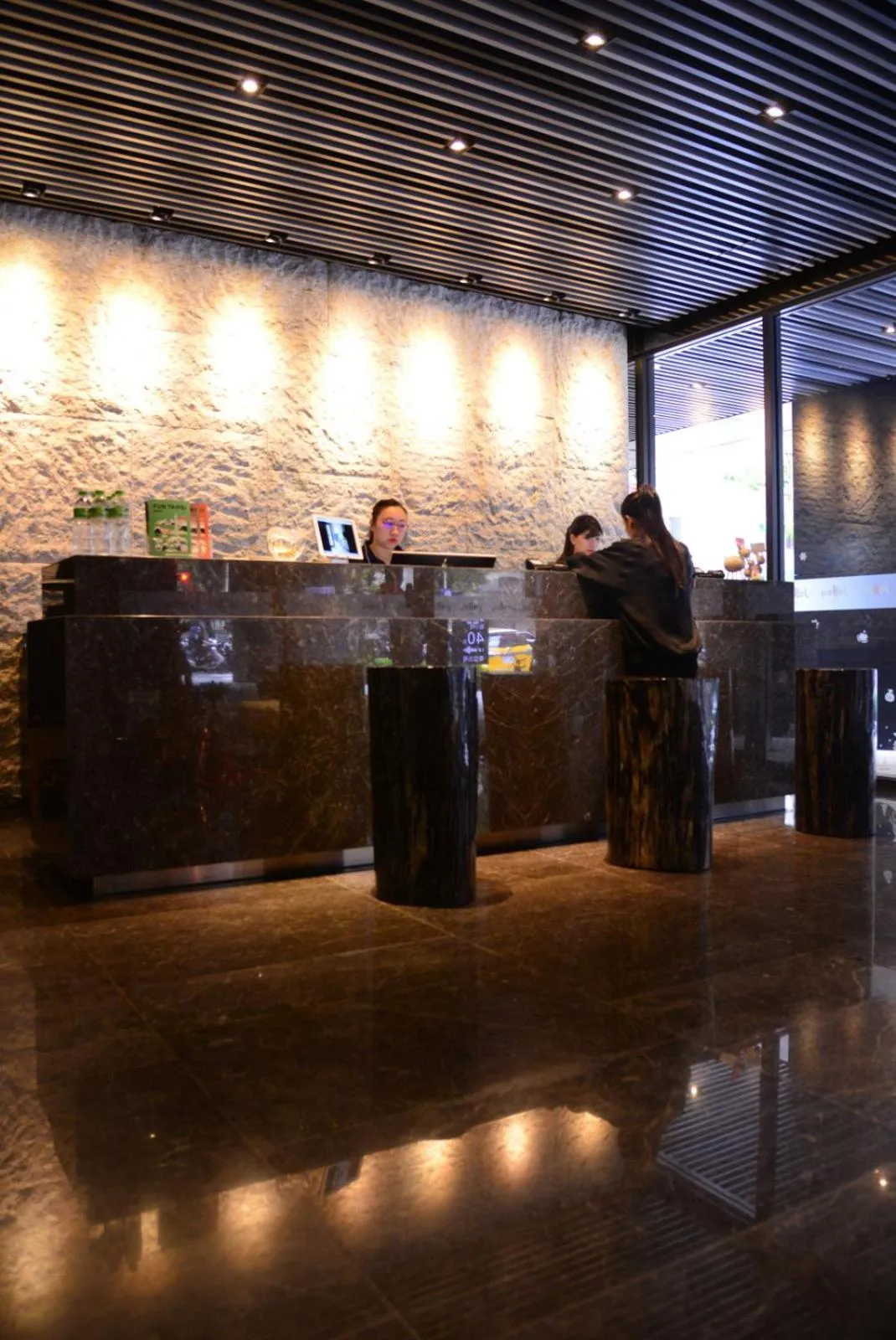 Lobby or reception in Jolley Hotel