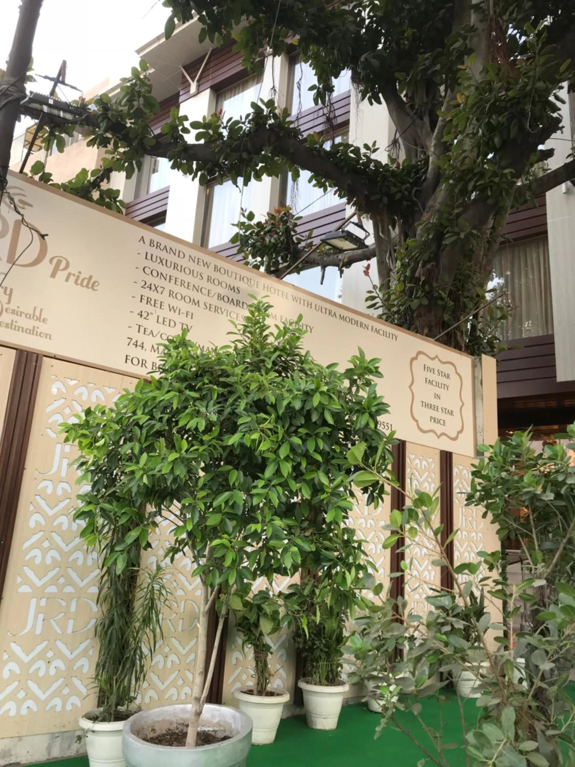 JRD Pride-Business Hotel