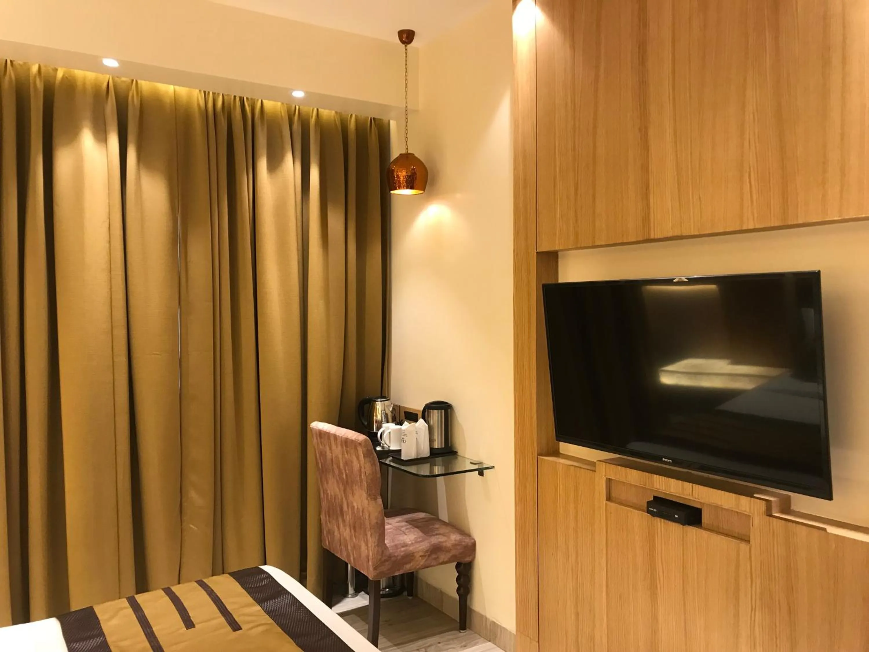 JRD Pride-Business Hotel