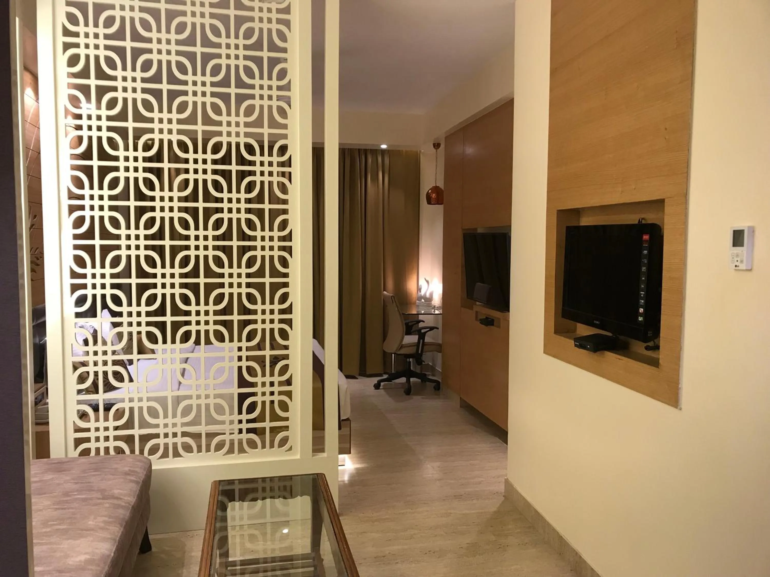 JRD Pride-Business Hotel