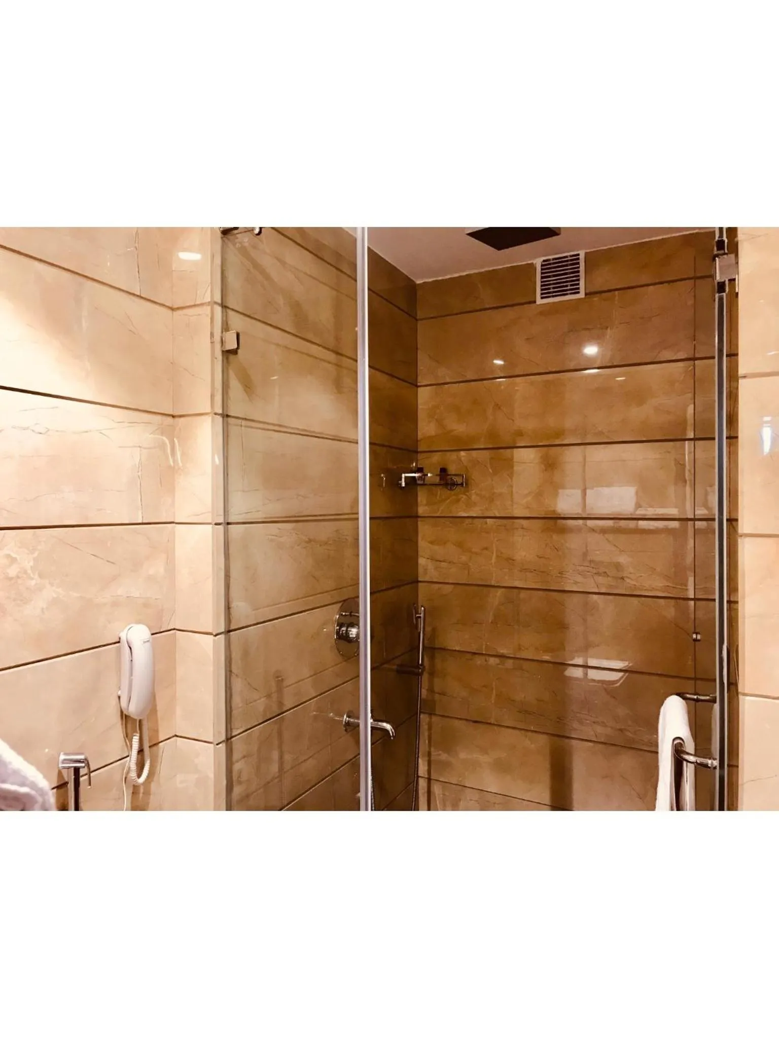 JRD Pride-Business Hotel