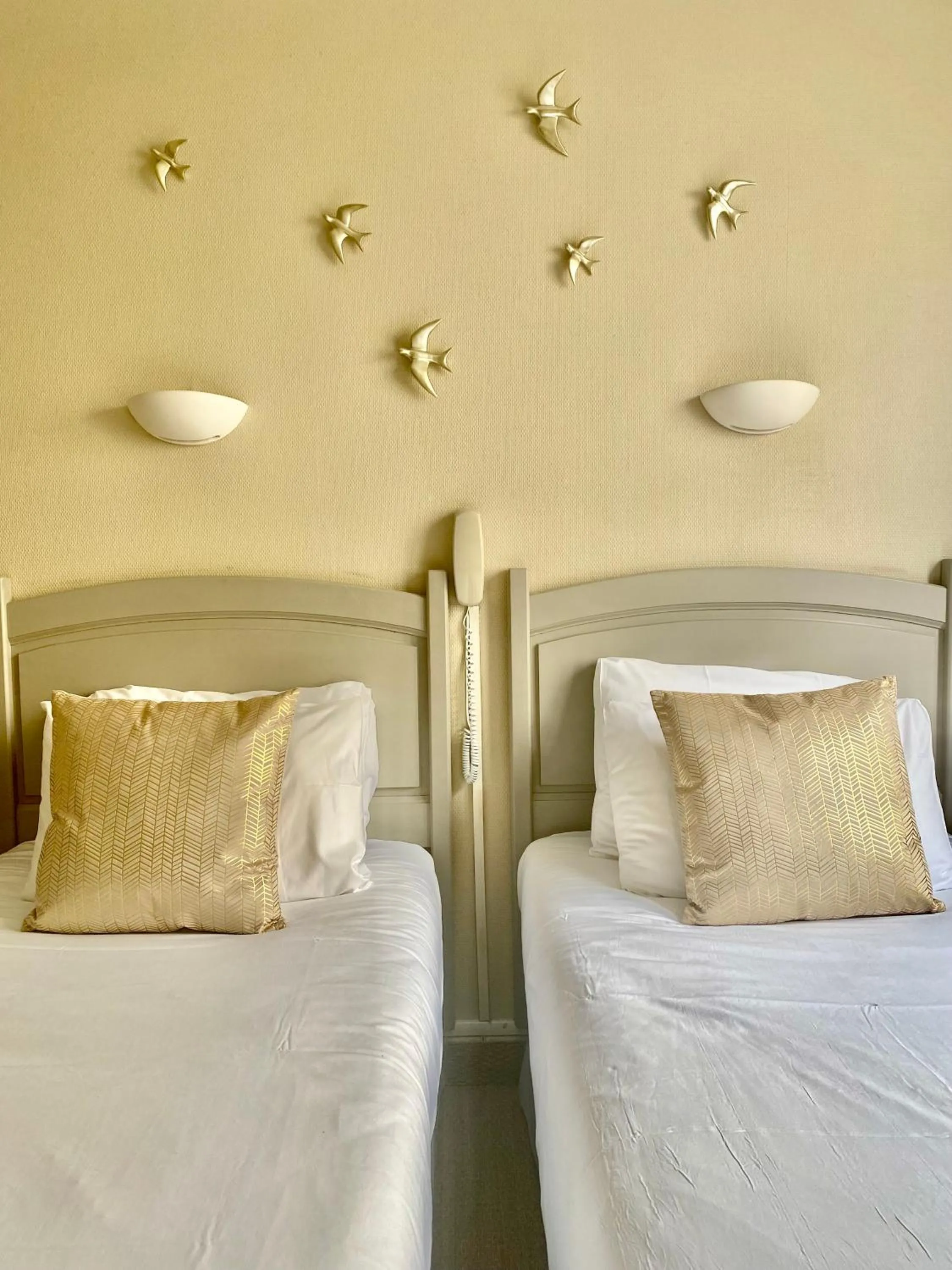 Decorative detail, Bed in Maison Richet