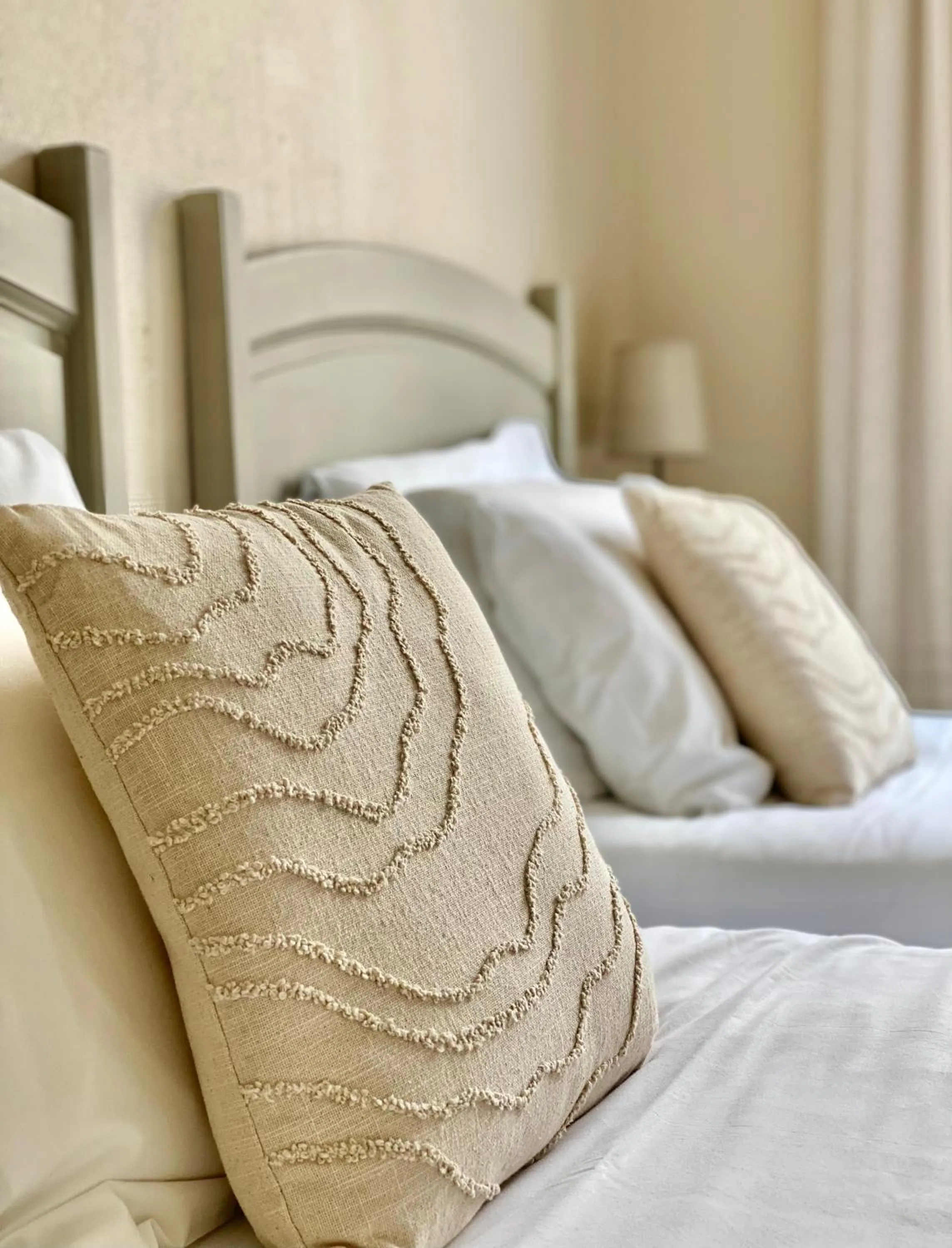 Decorative detail, Bed in Maison Richet