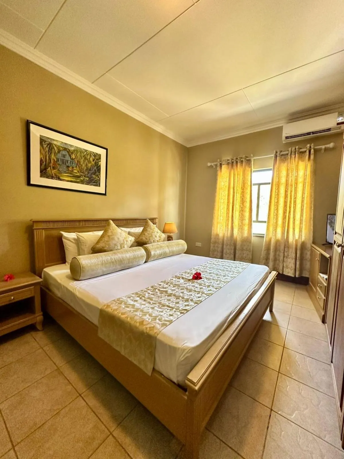 Bed in La Digue Island Lodge