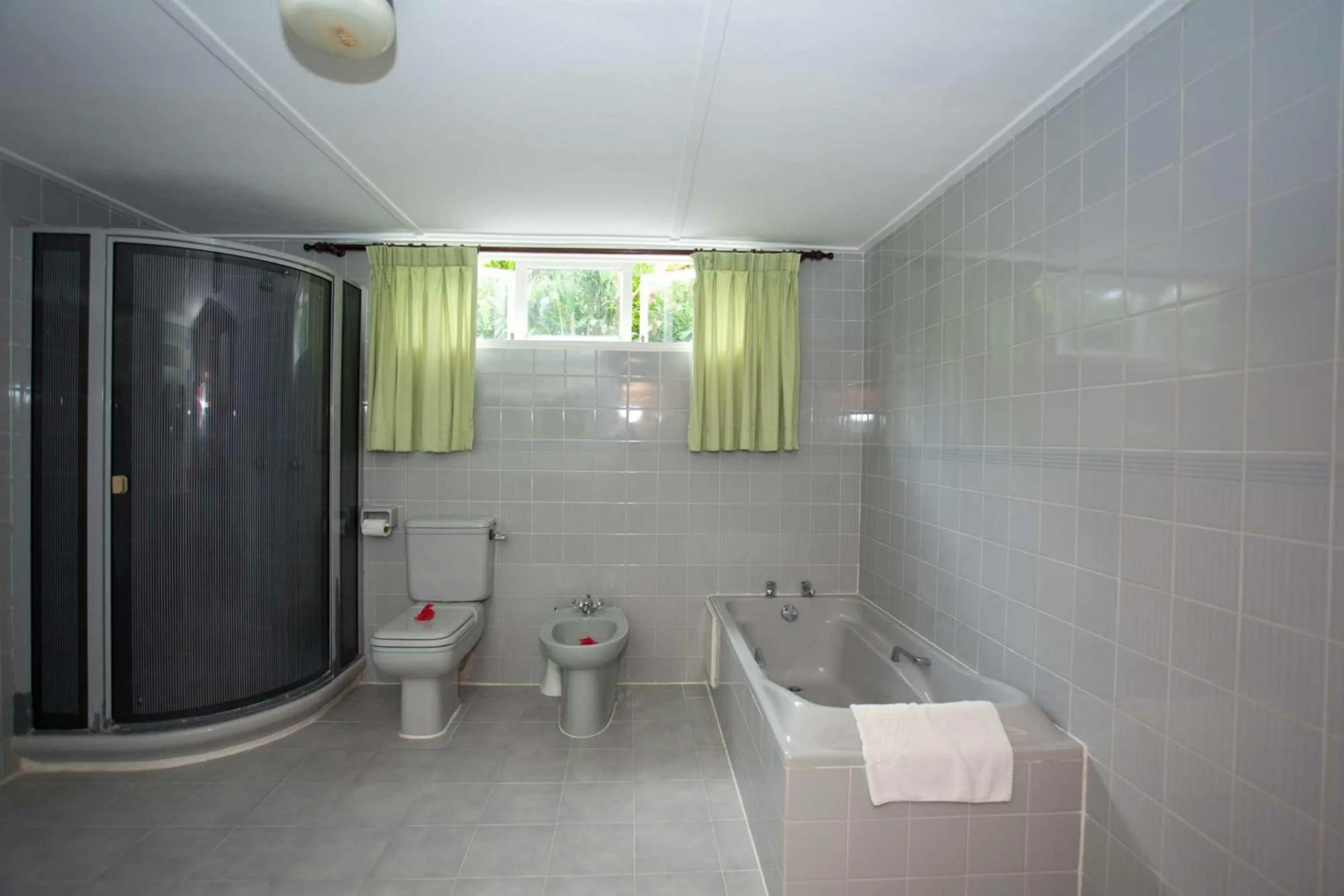 Shower in La Digue Island Lodge