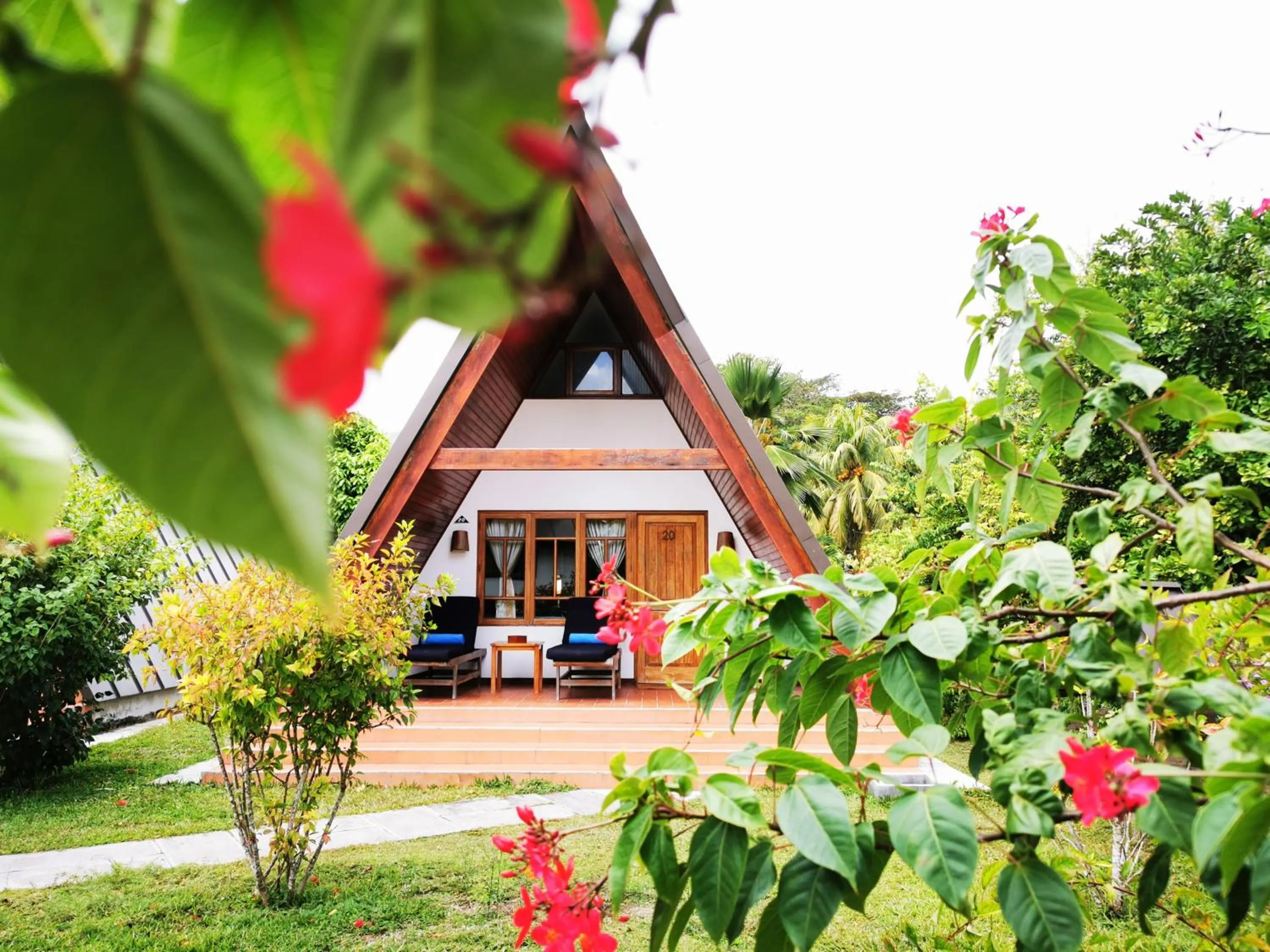 Day in La Digue Island Lodge