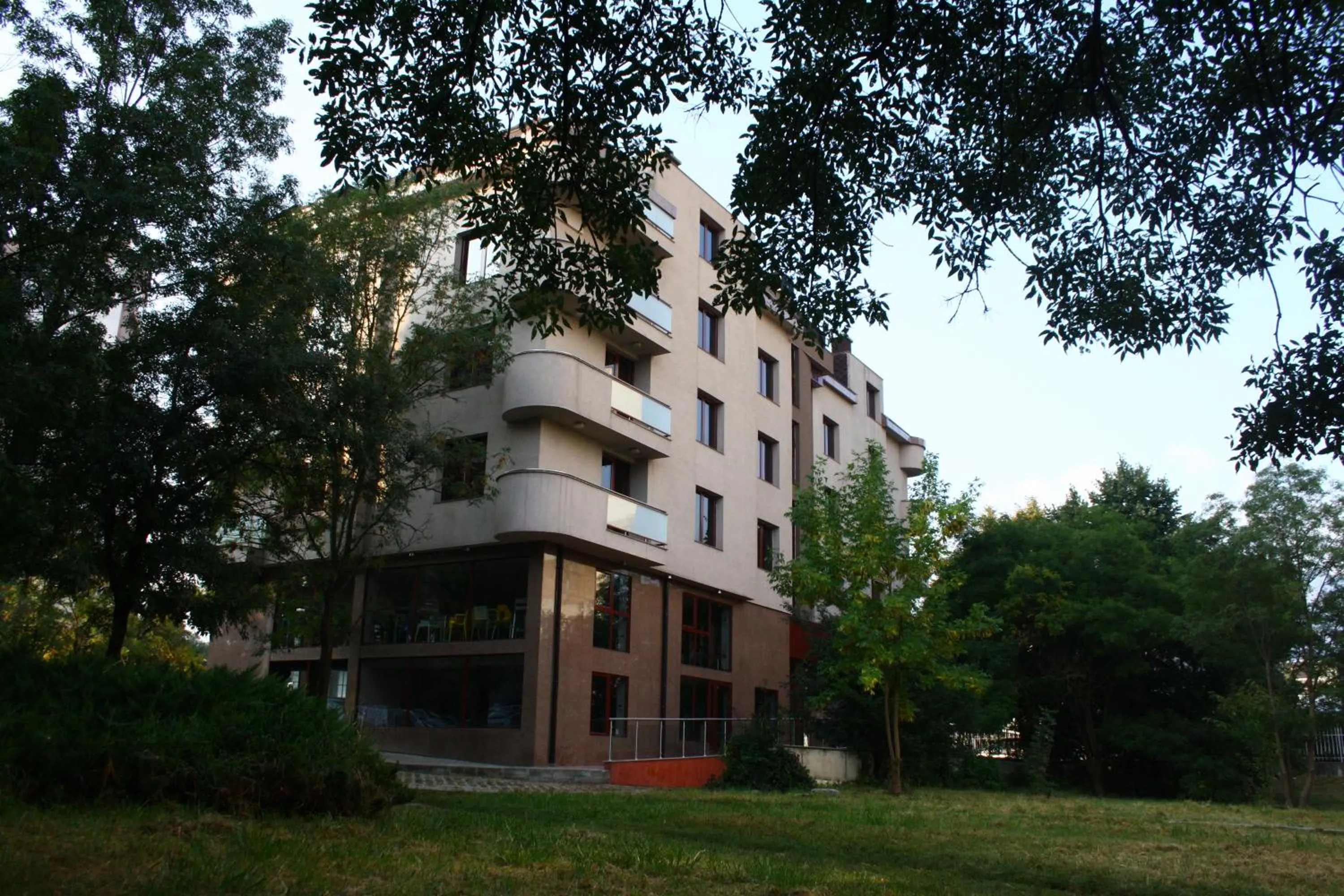 Facade/entrance in CityHome Aparthotel