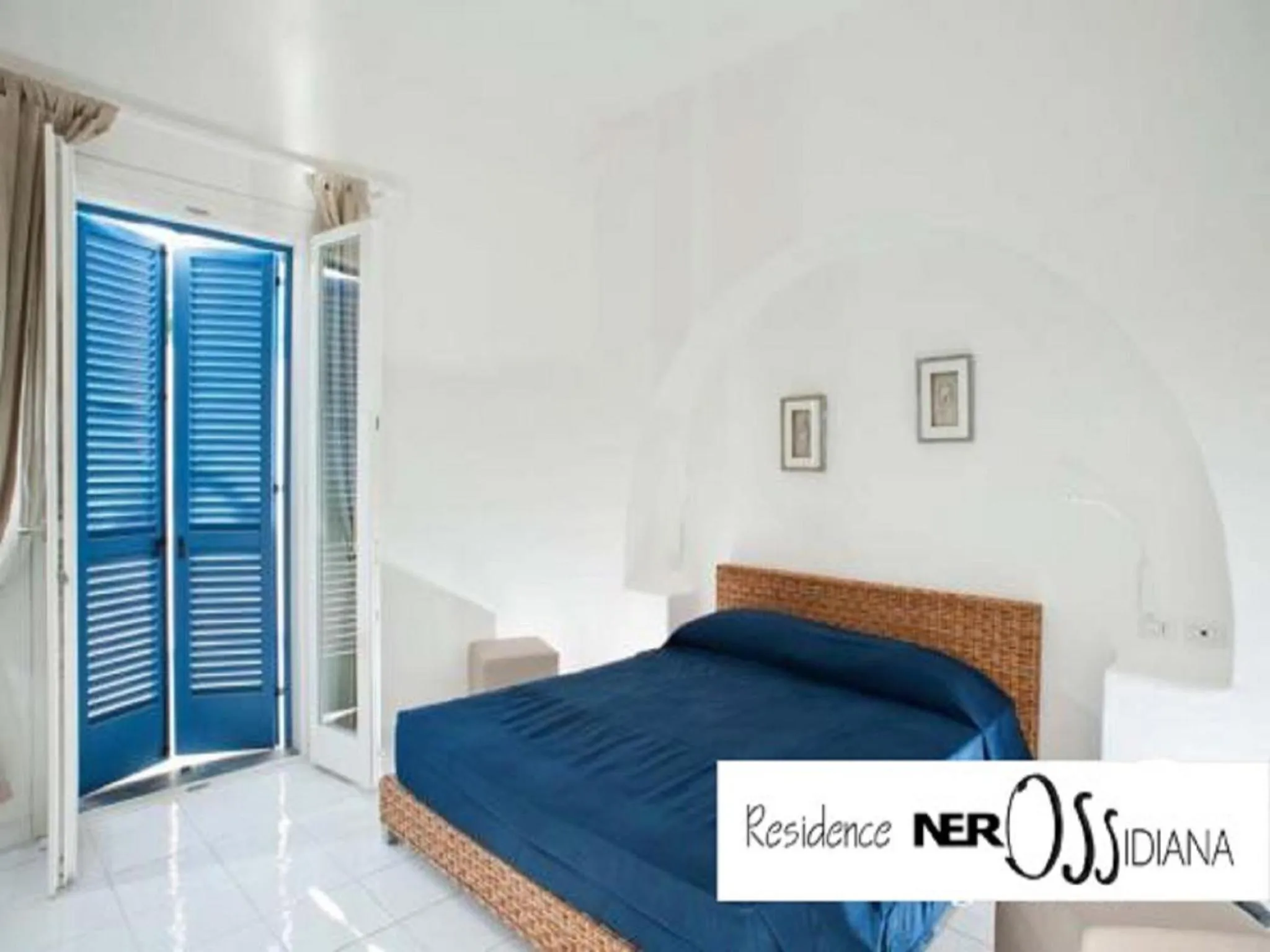 Bedroom in NerOssidiana