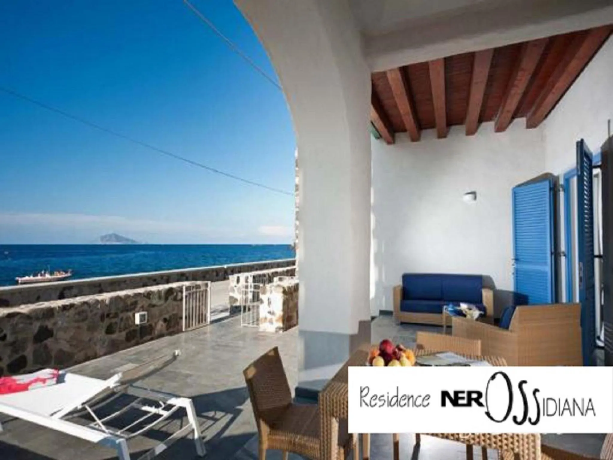 Patio in NerOssidiana