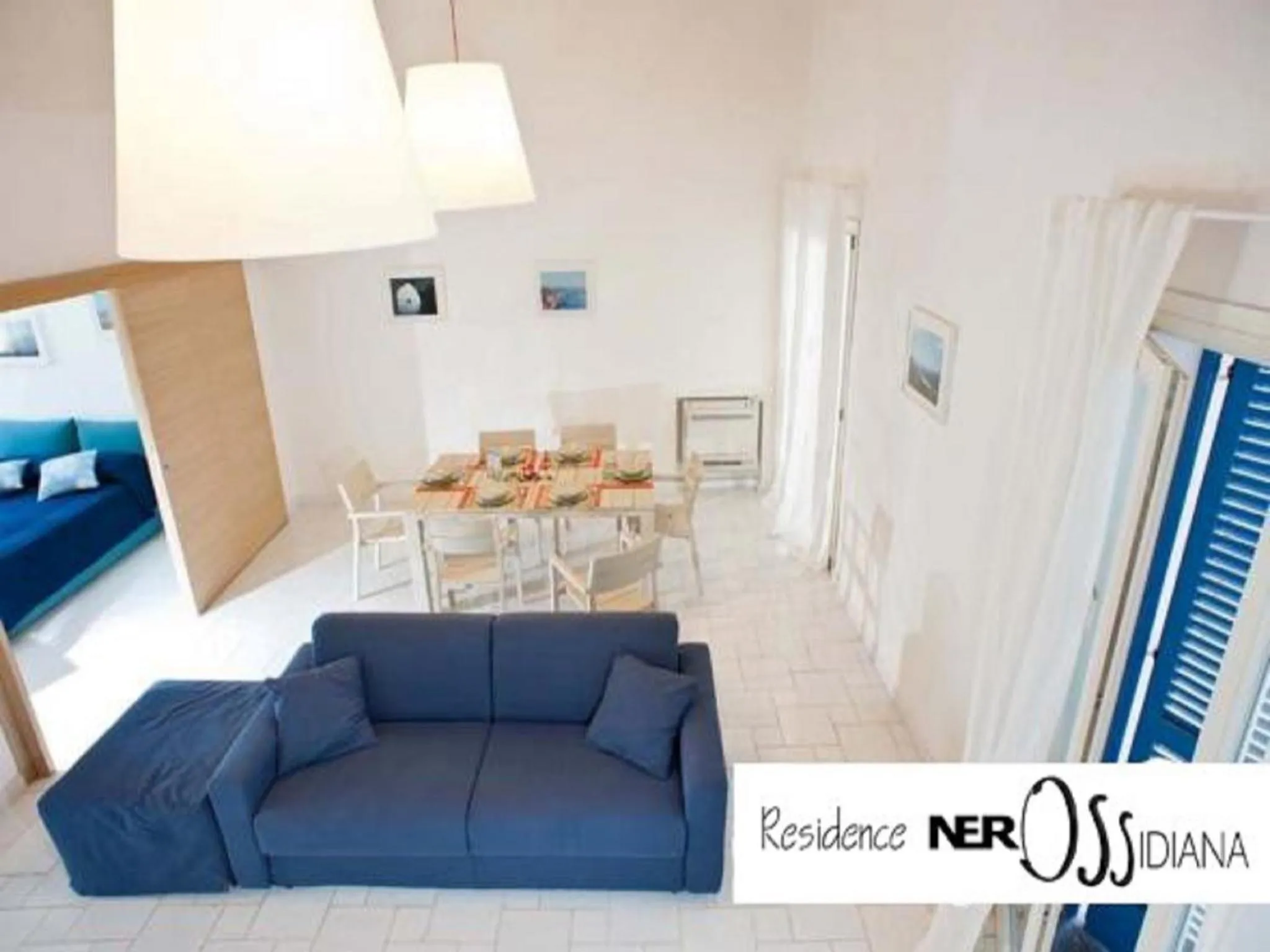 Living room in NerOssidiana