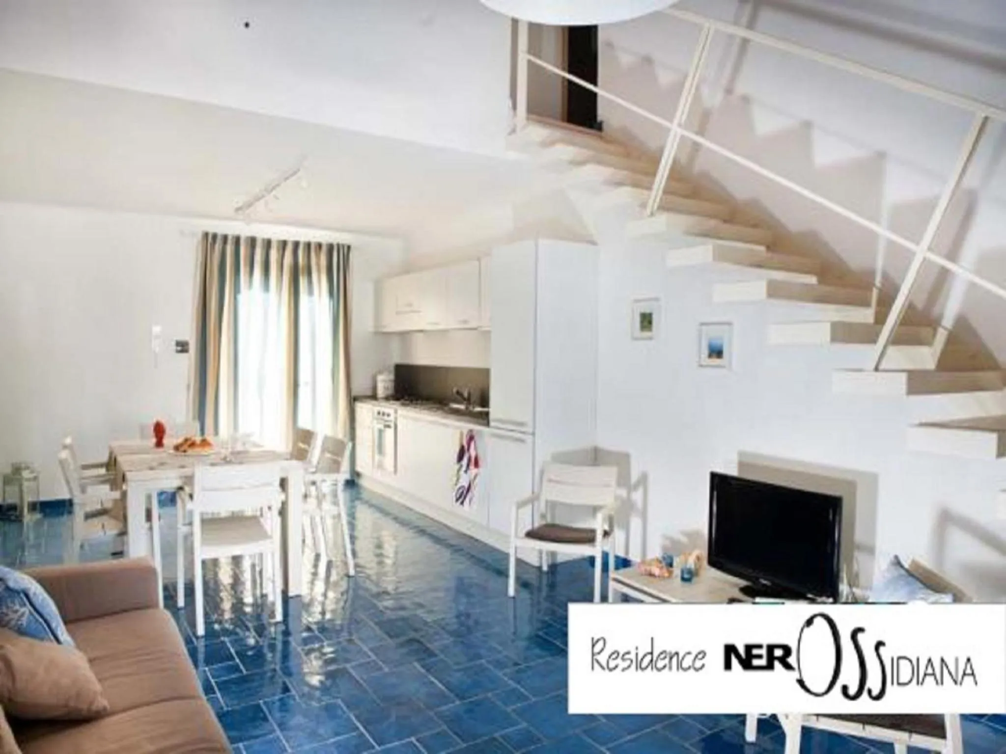 Living room in NerOssidiana