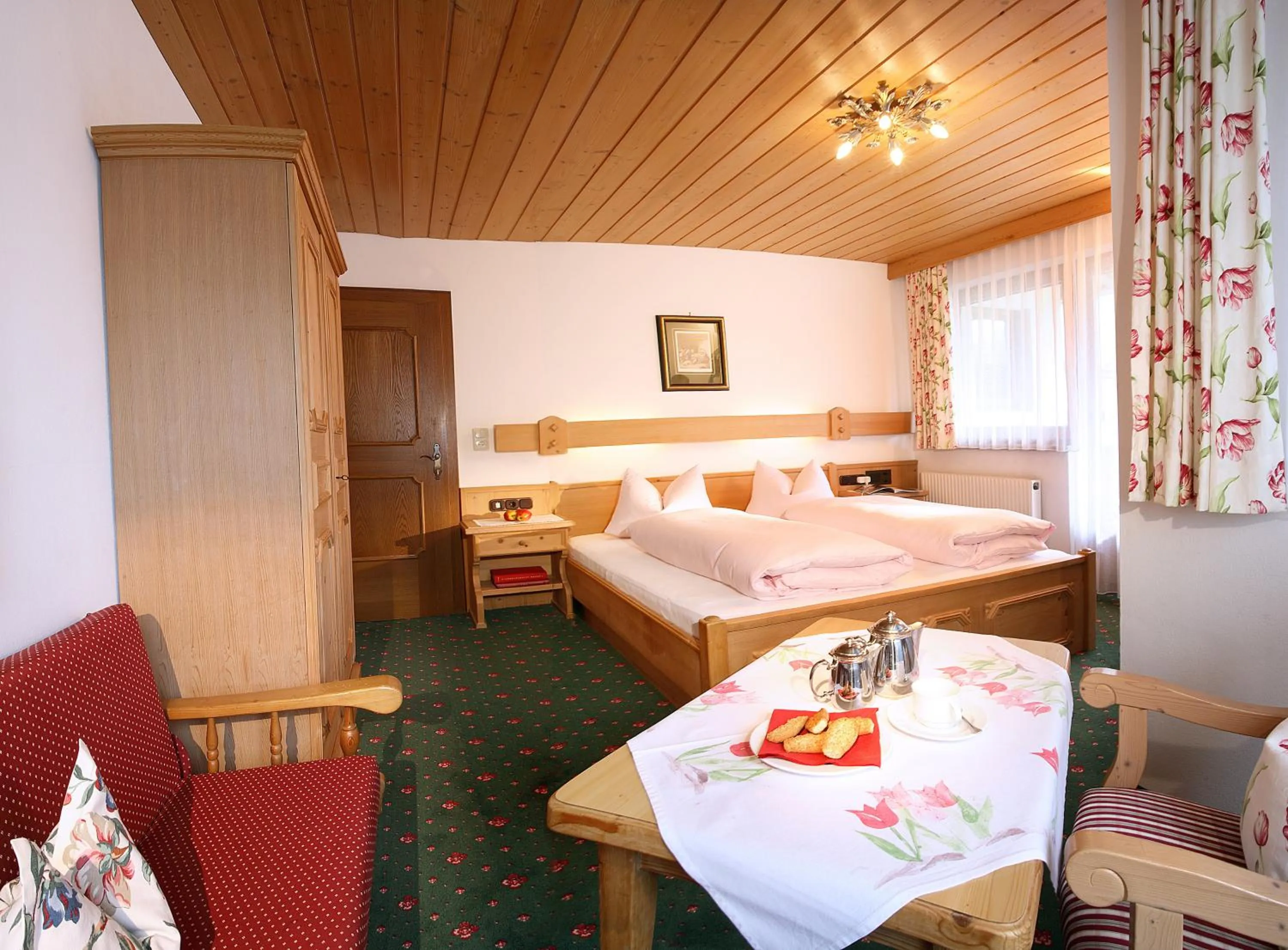 Bedroom, Bed in Hotel Garni Erler