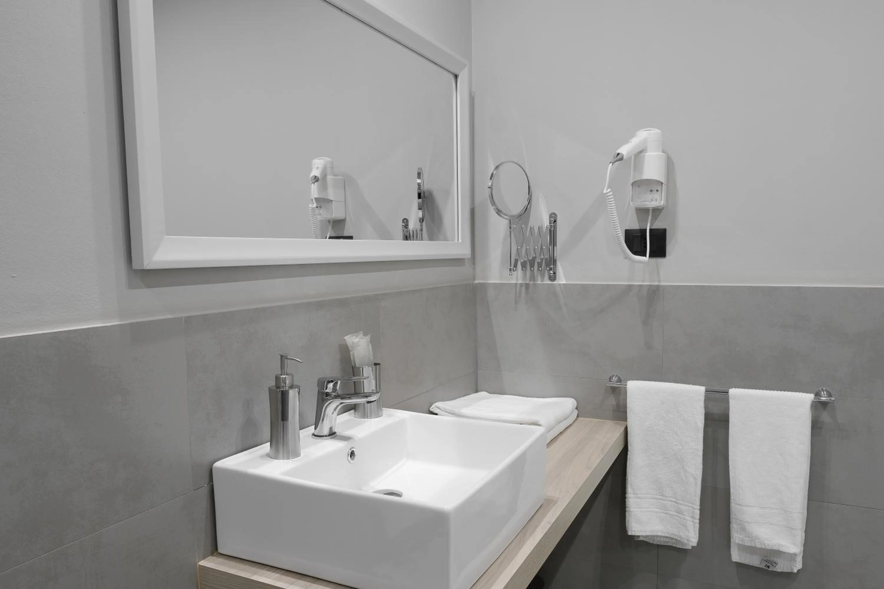 Shower in Hotel De Ville