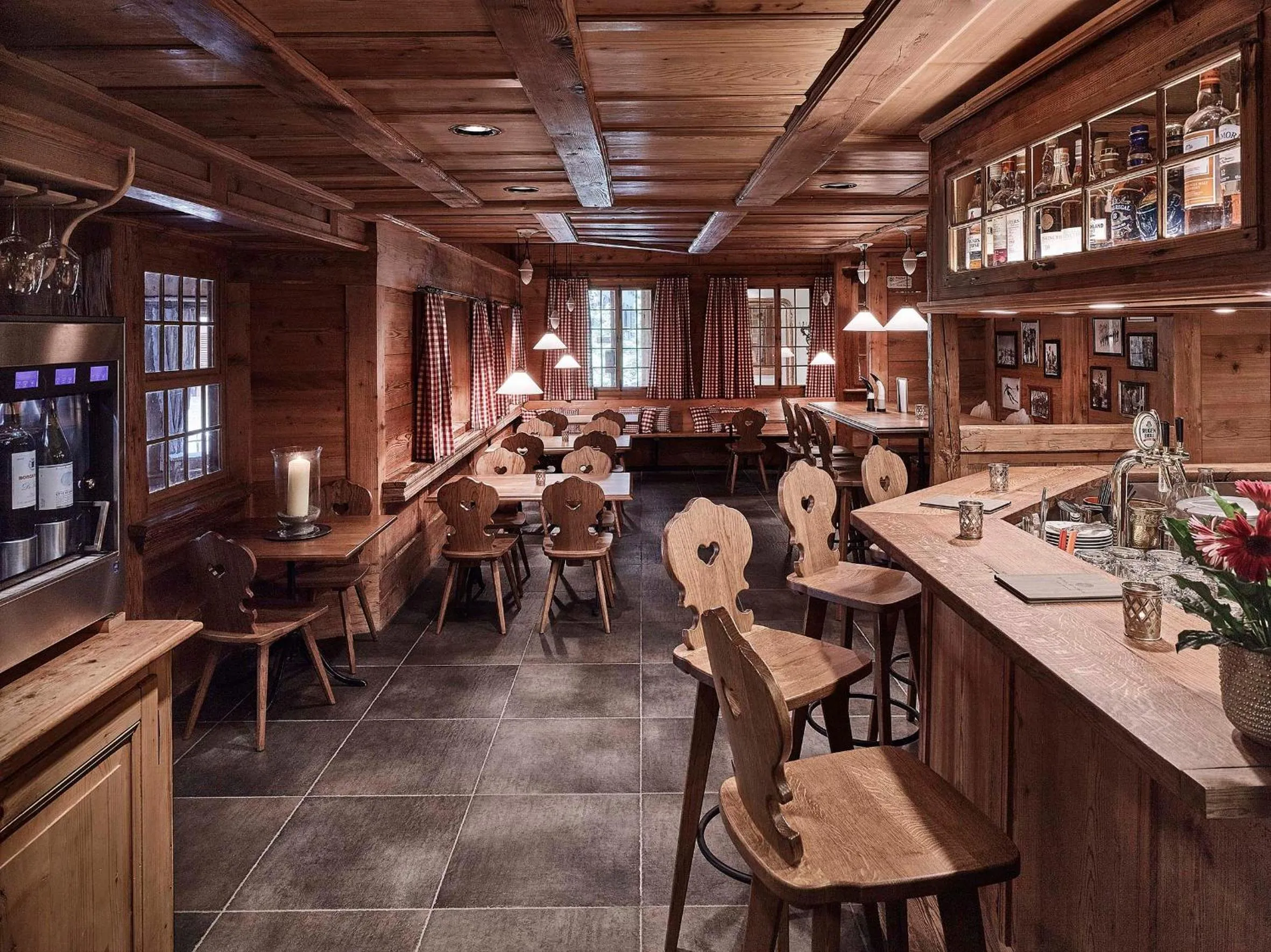 Restaurant/places to eat in Hotel Schönegg