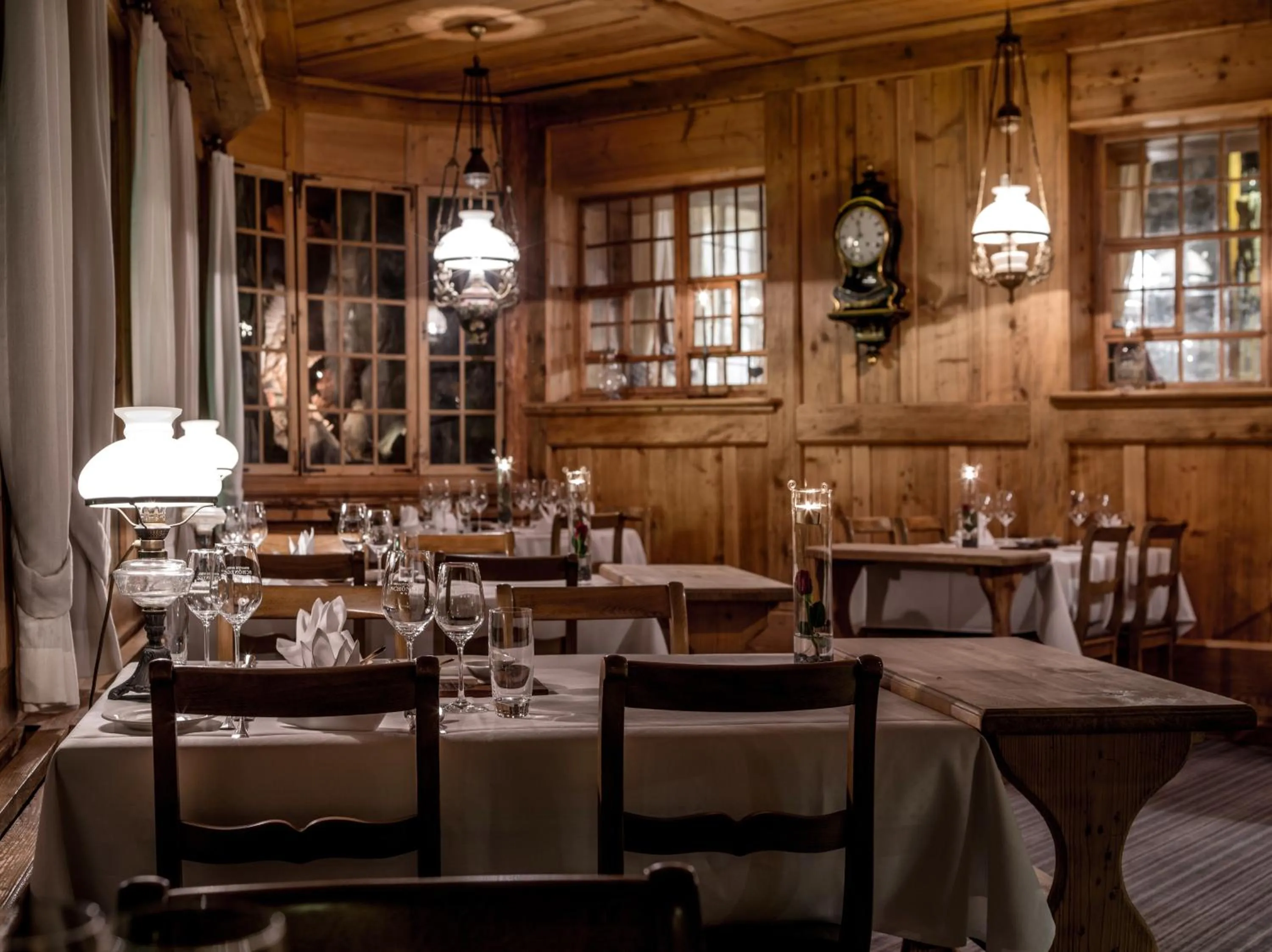 Restaurant/places to eat in Hotel Schönegg