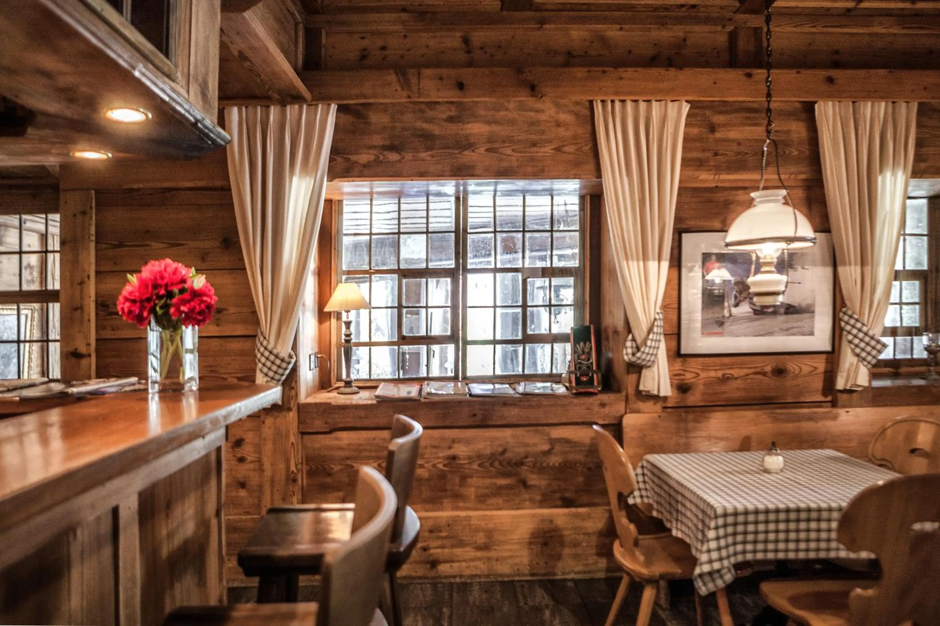 Restaurant/places to eat in Hotel Schönegg