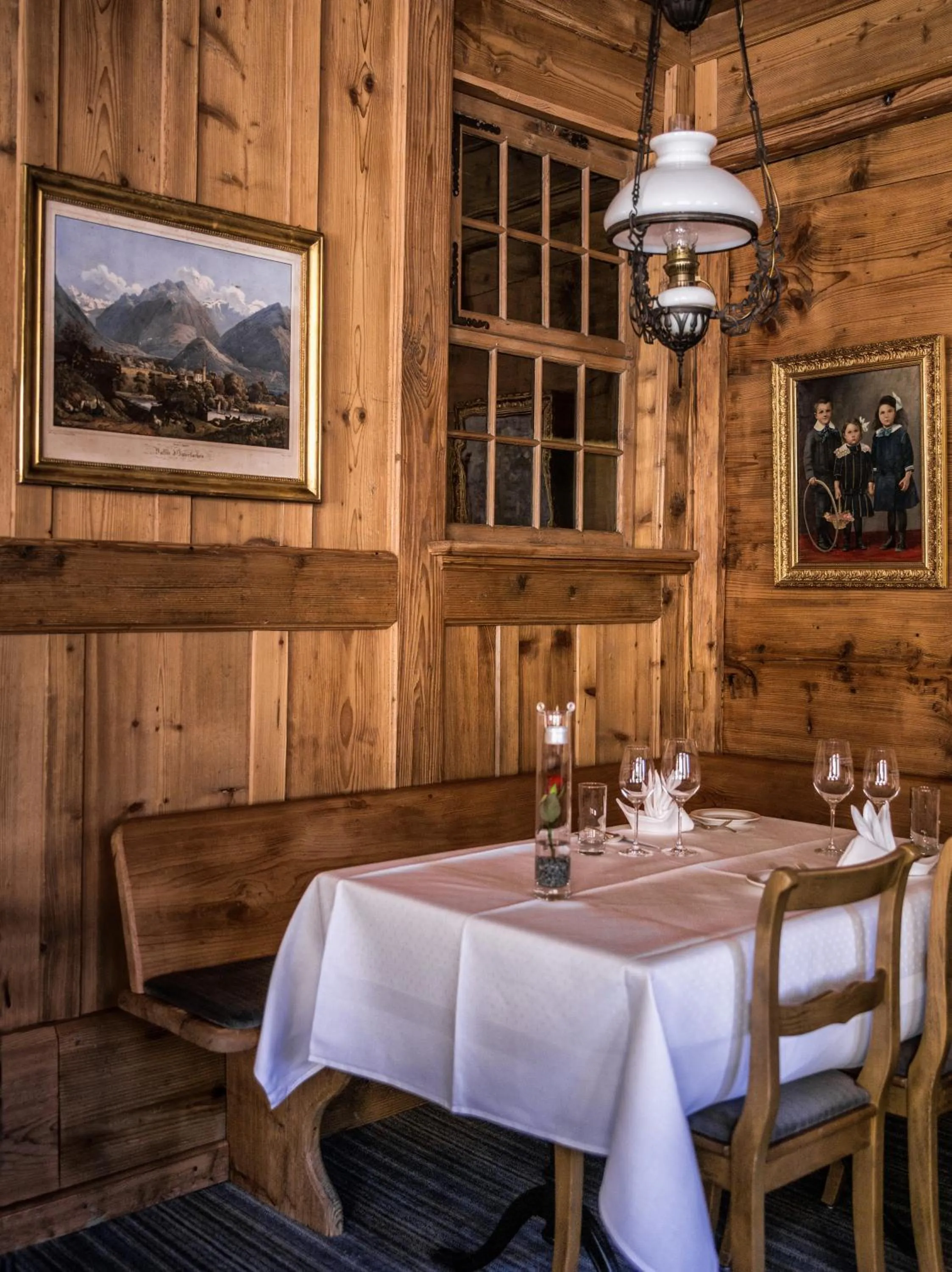 Restaurant/places to eat in Hotel Schönegg