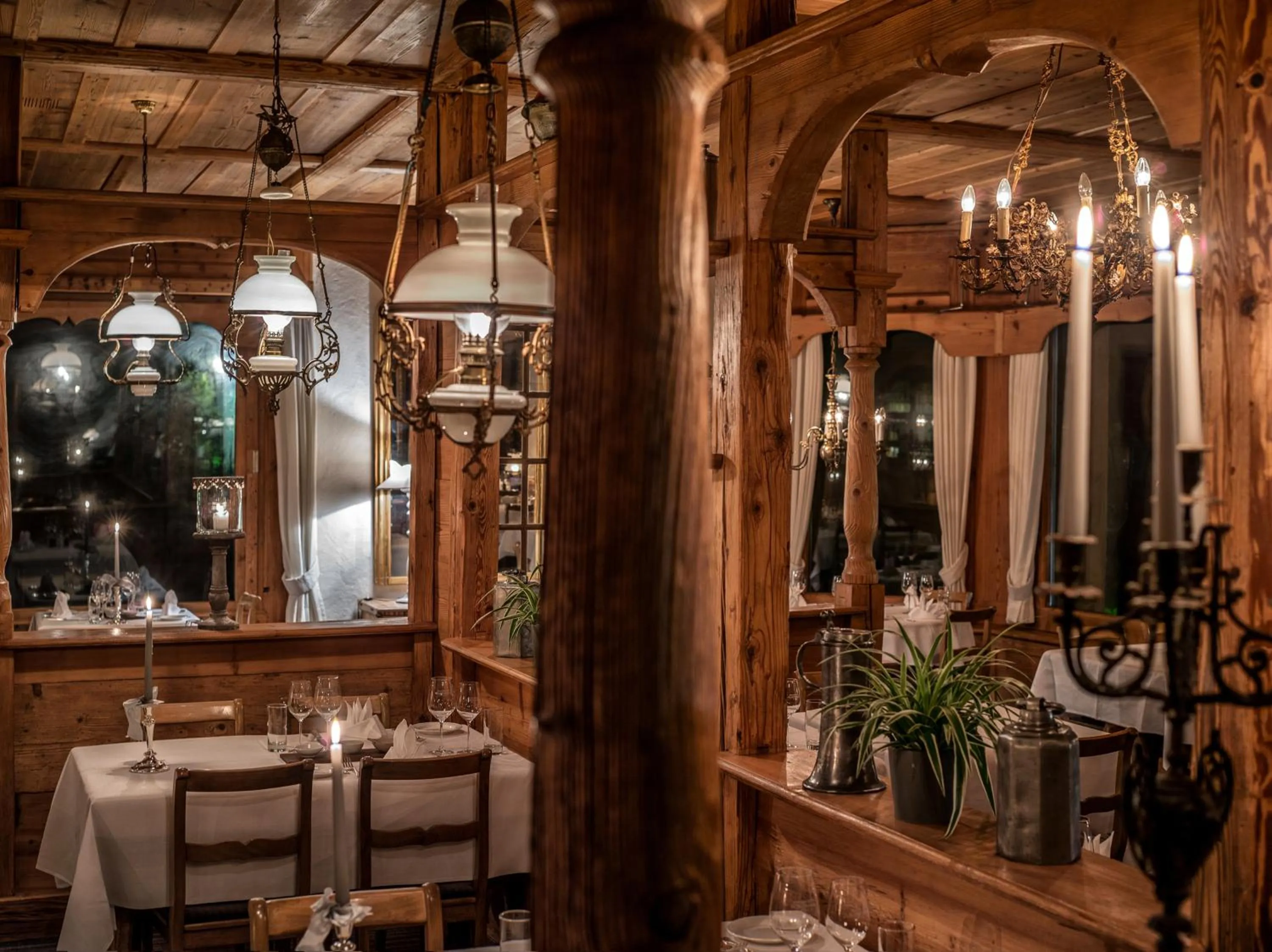 Restaurant/places to eat in Hotel Schönegg