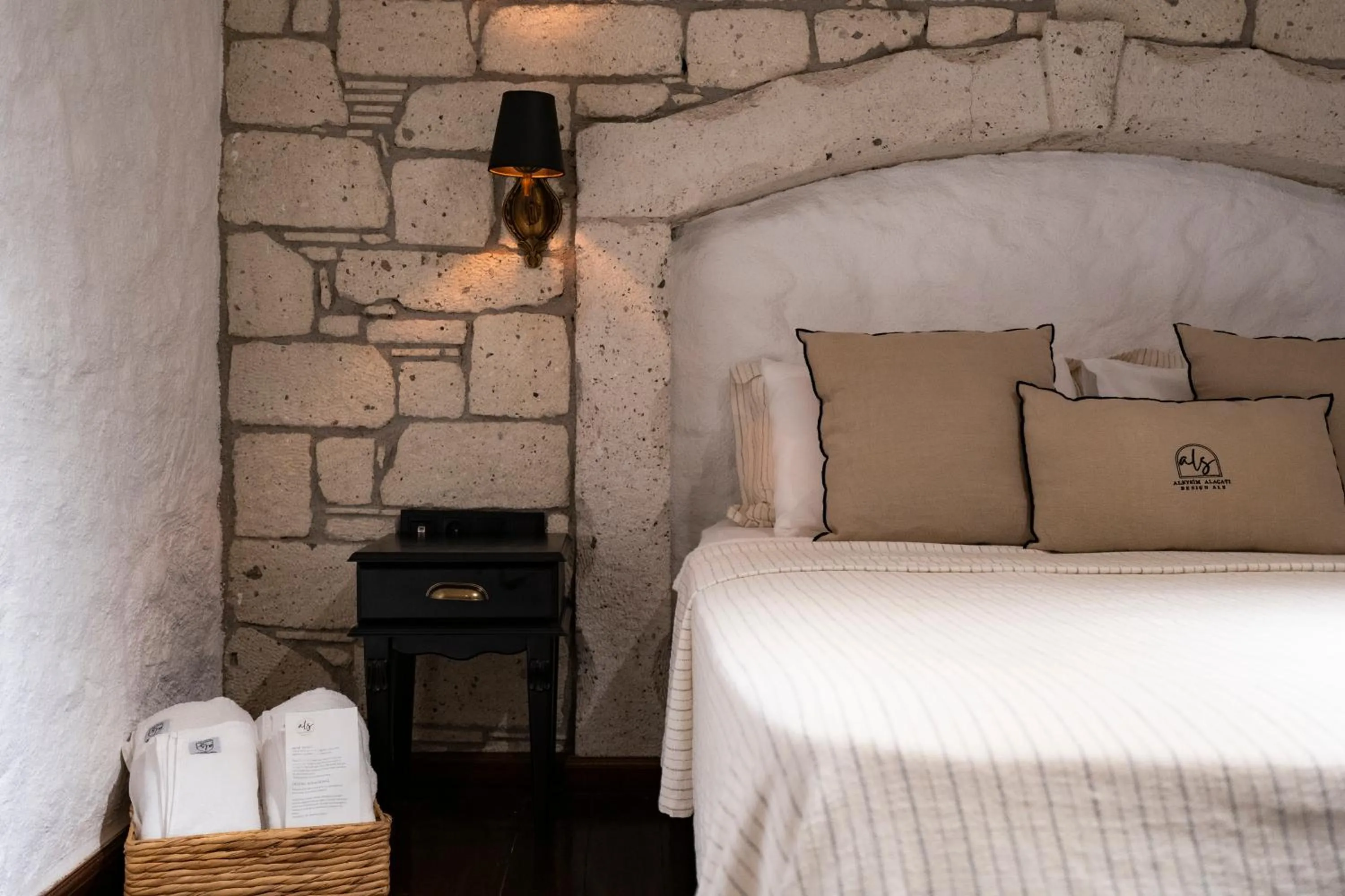 Bed in Aleysim Otel - Alaçatı