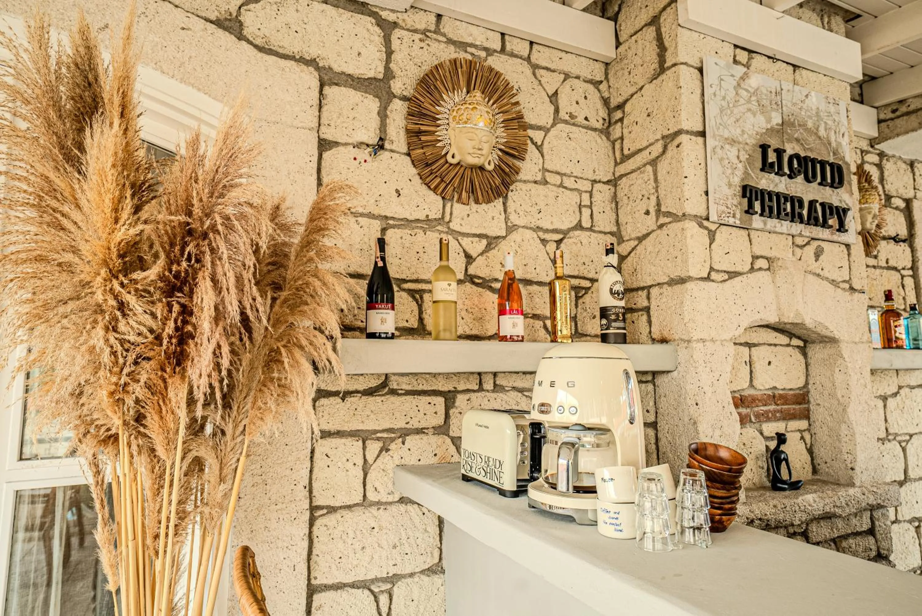 Coffee/tea facilities in Aleysim Otel - Alaçatı