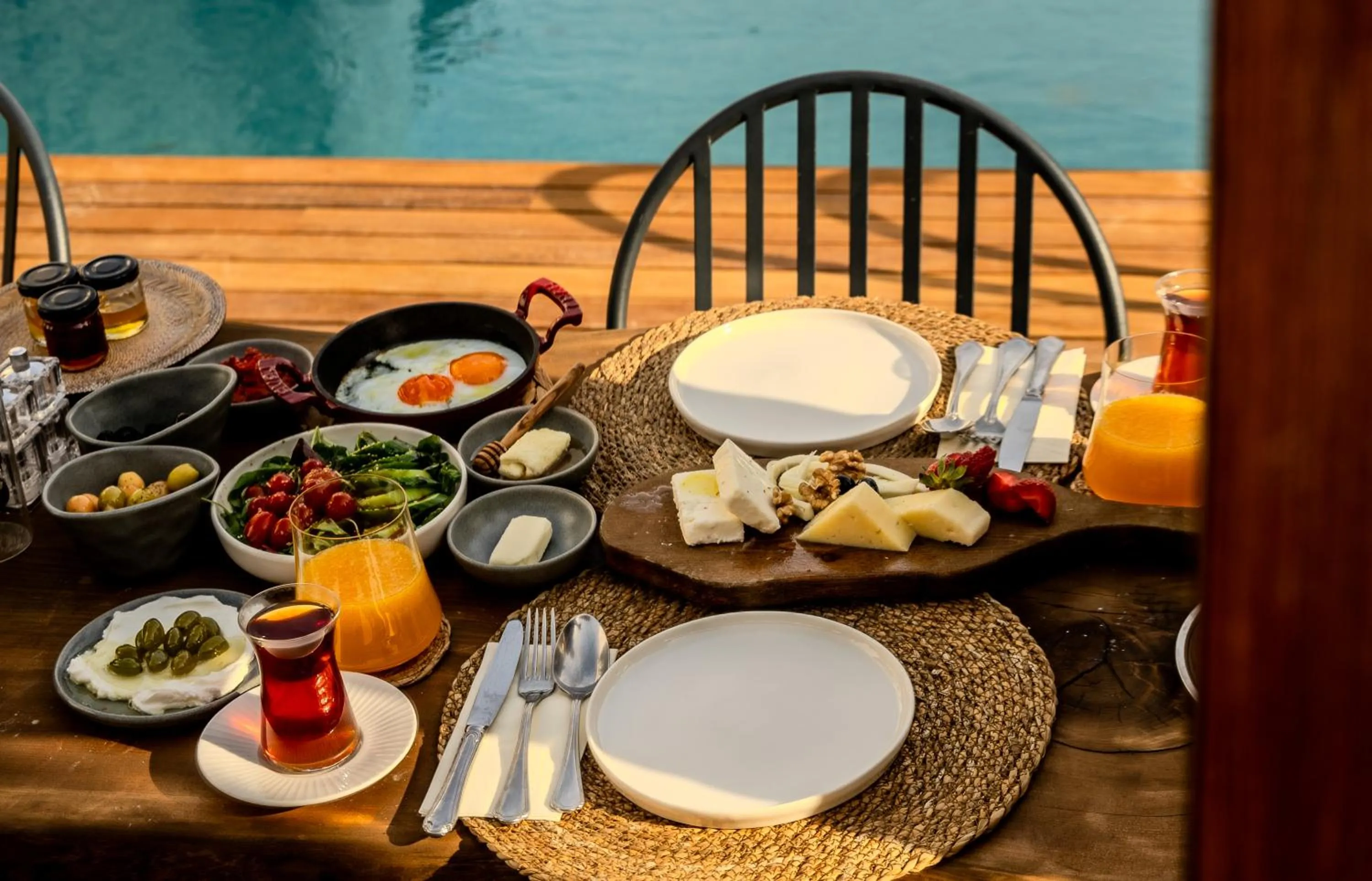 Restaurant/places to eat in Aleysim Otel - Alaçatı