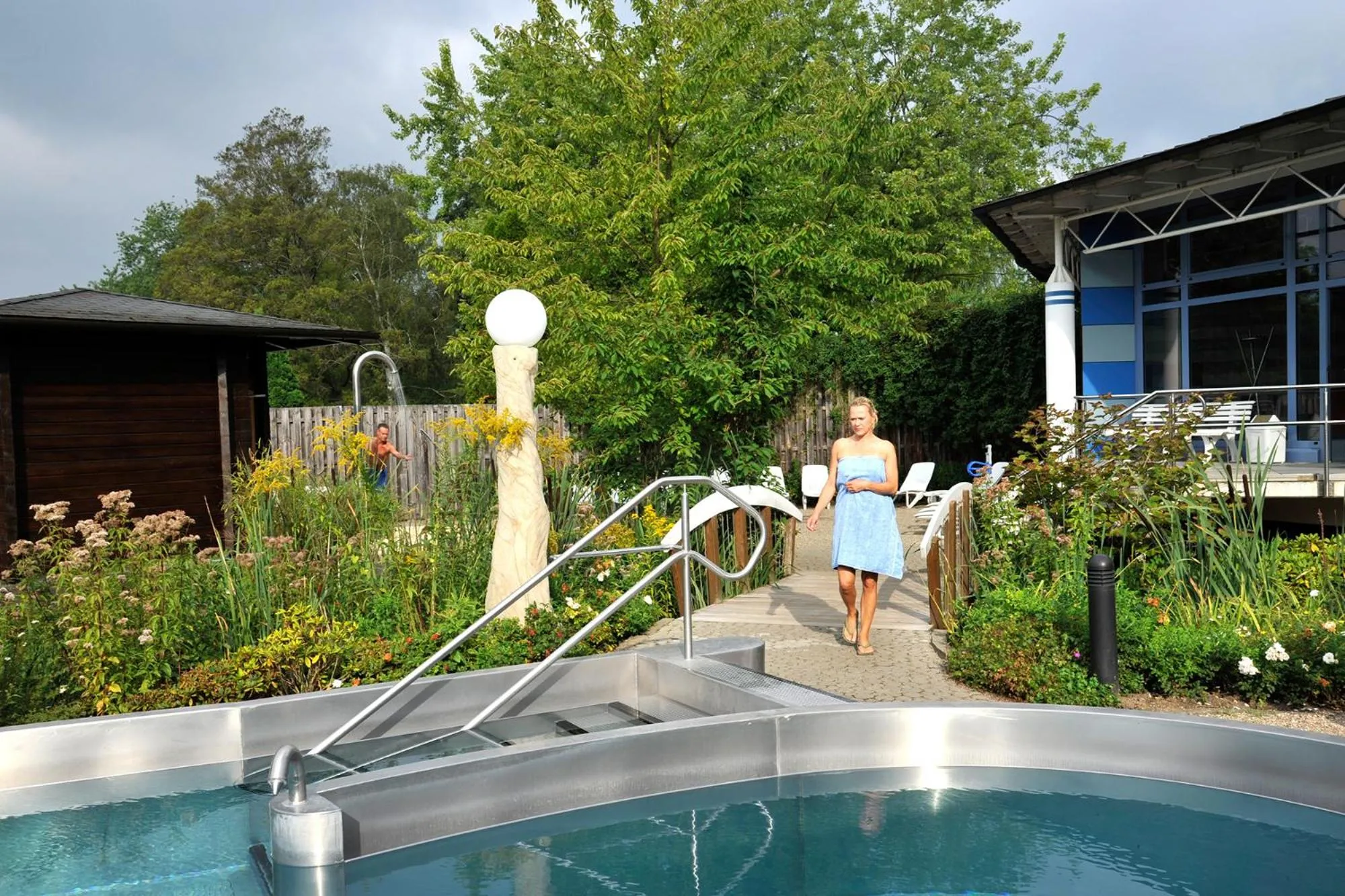 Hot Spring Bath in Haus Roseneck mit gratis Zugang zur Jod-Sole-Therme