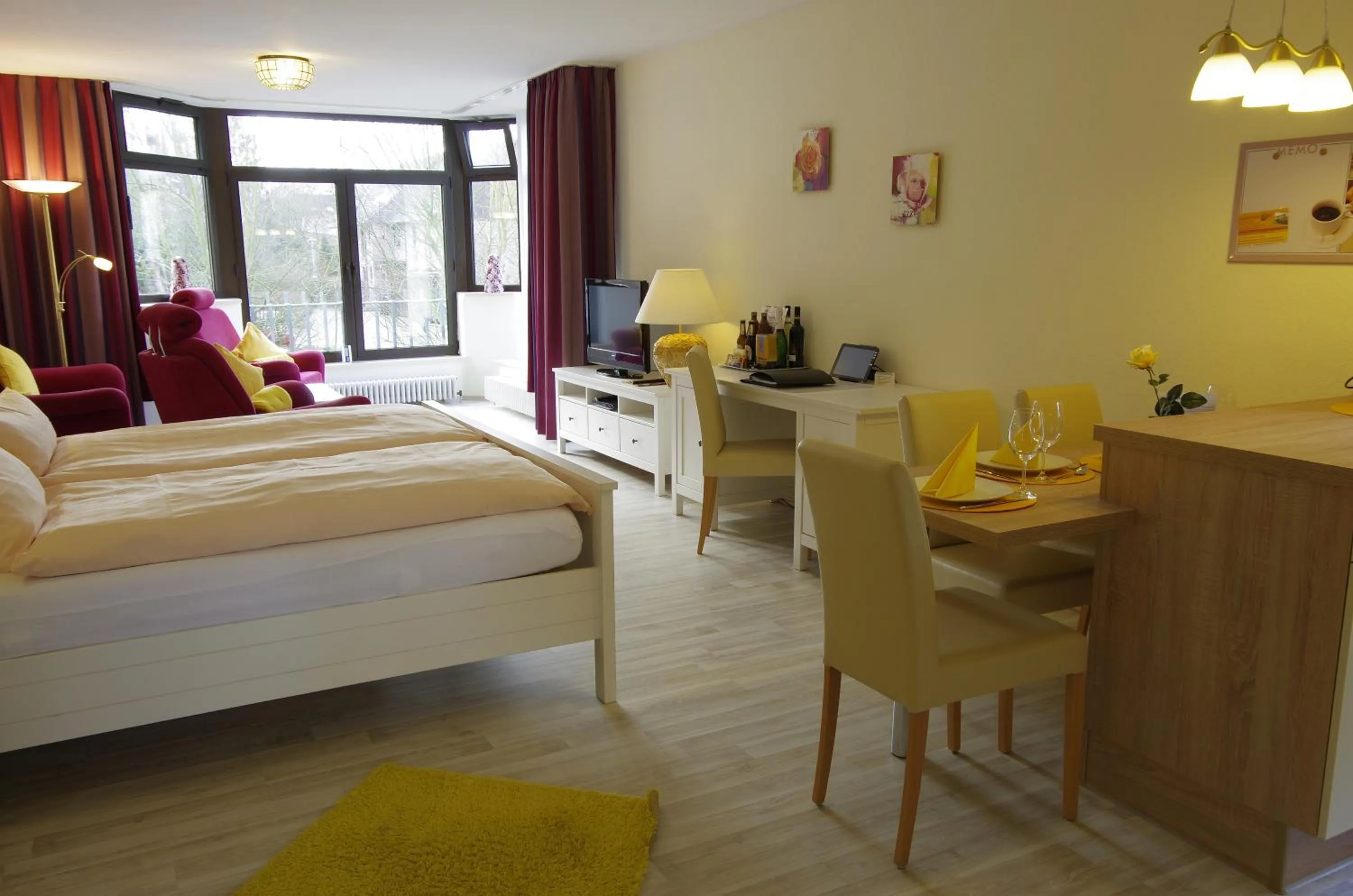 Photo of the whole room, Bed in Haus Roseneck mit gratis Zugang zur Jod-Sole-Therme