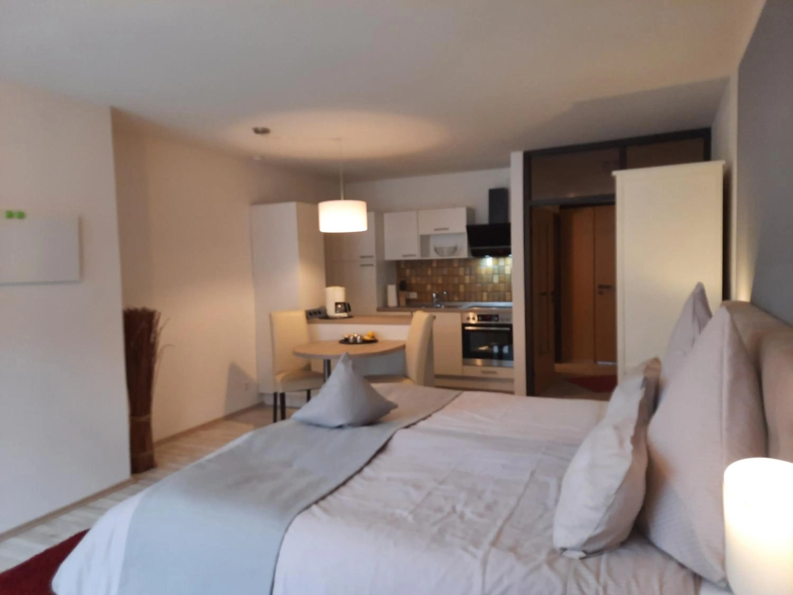 Kitchen or kitchenette, Bed in Haus Roseneck mit gratis Zugang zur Jod-Sole-Therme