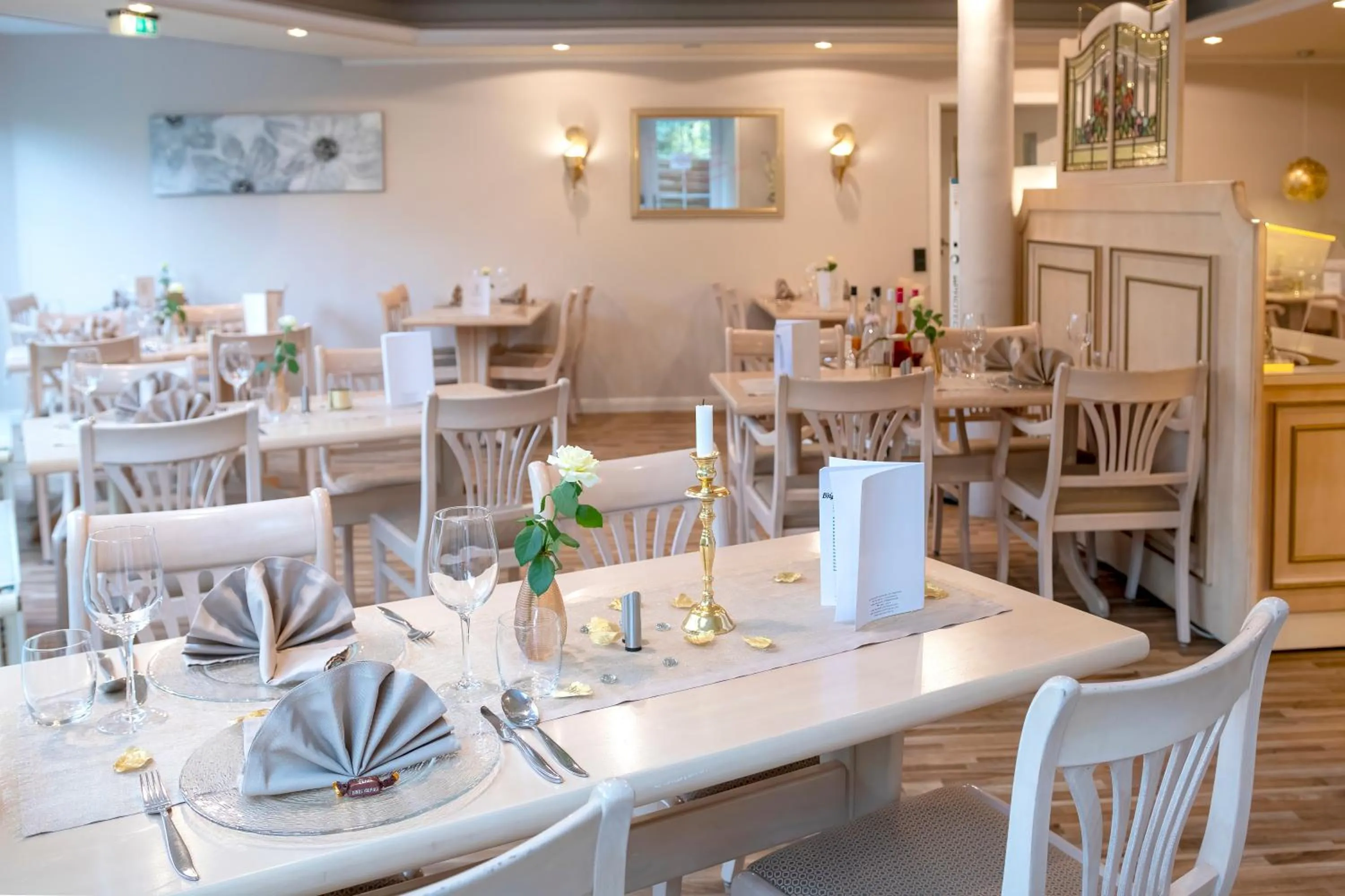 Restaurant/places to eat in Haus Roseneck mit gratis Zugang zur Jod-Sole-Therme