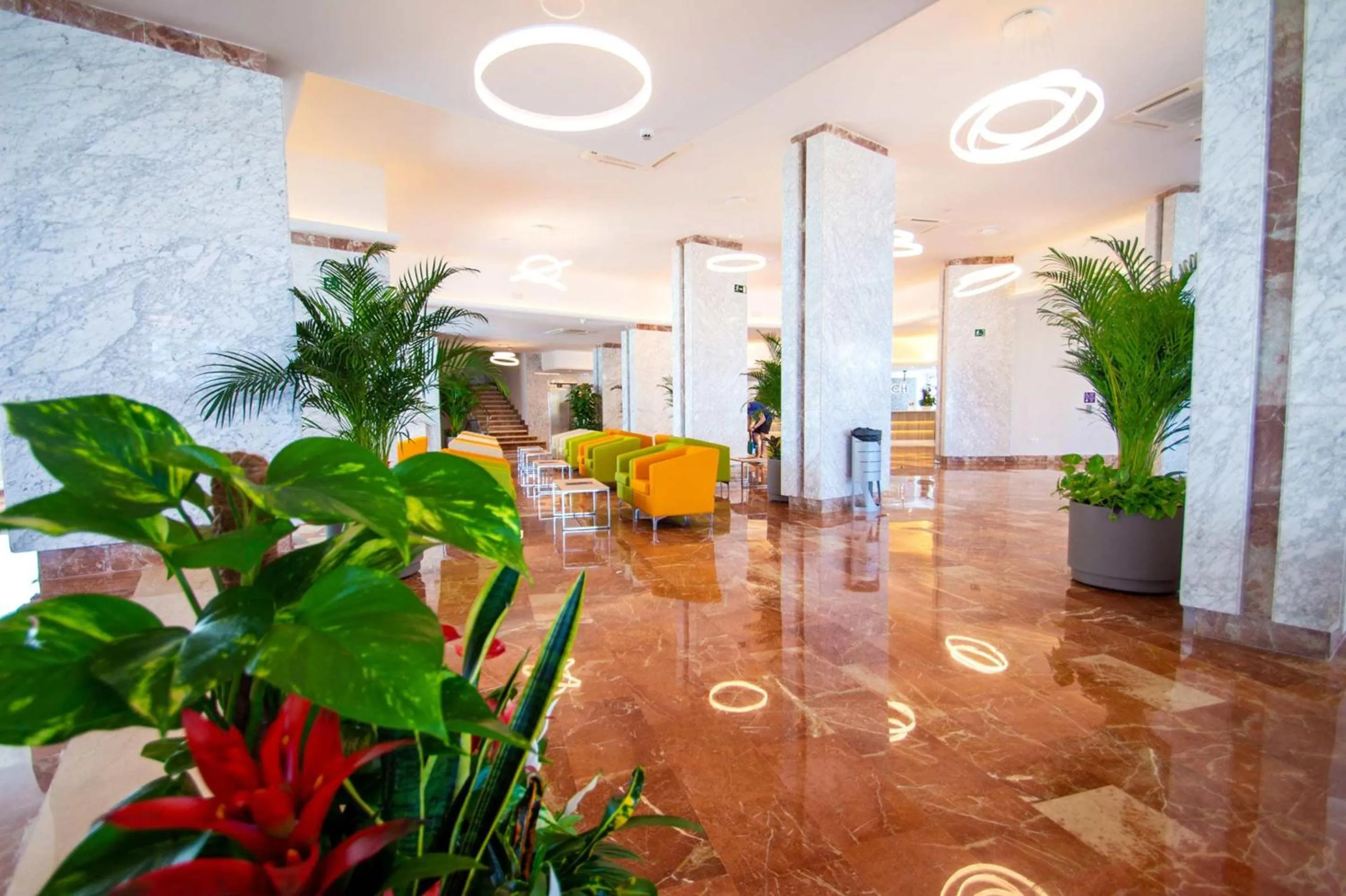 Lobby or reception in Hotel Servigroup Koral Beach 4 Sup