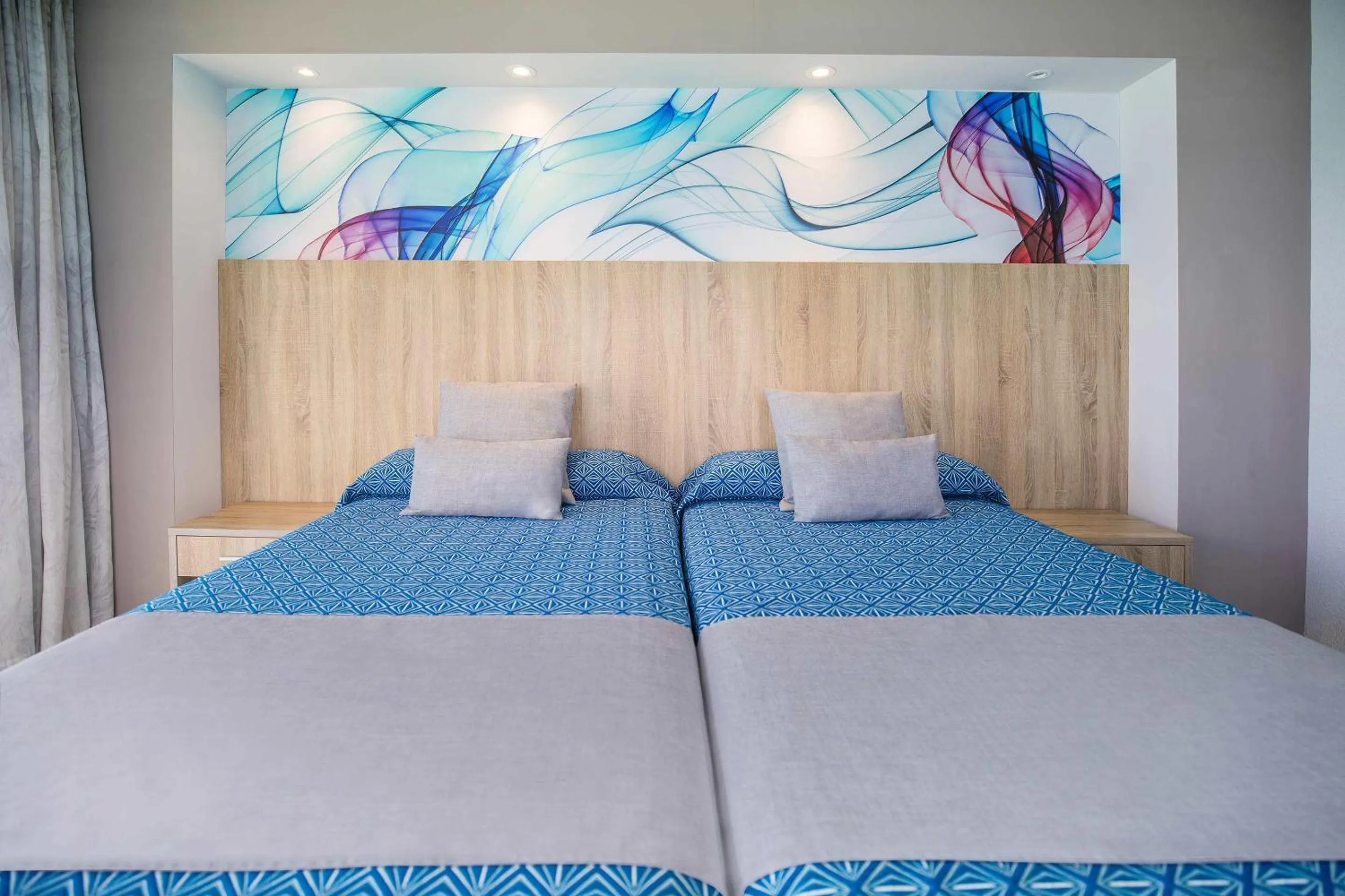 Photo of the whole room, Bed in Hotel Servigroup Koral Beach 4 Sup